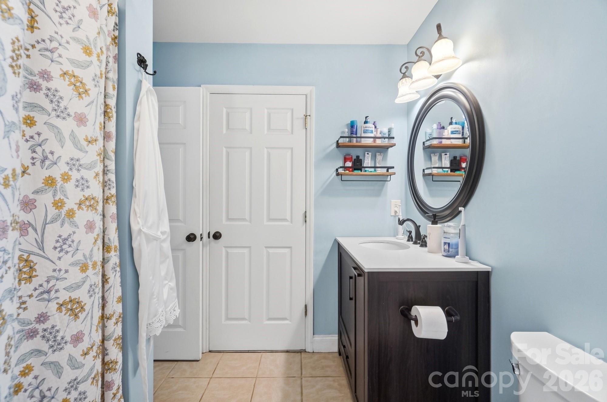 108 Fox Glove Drive