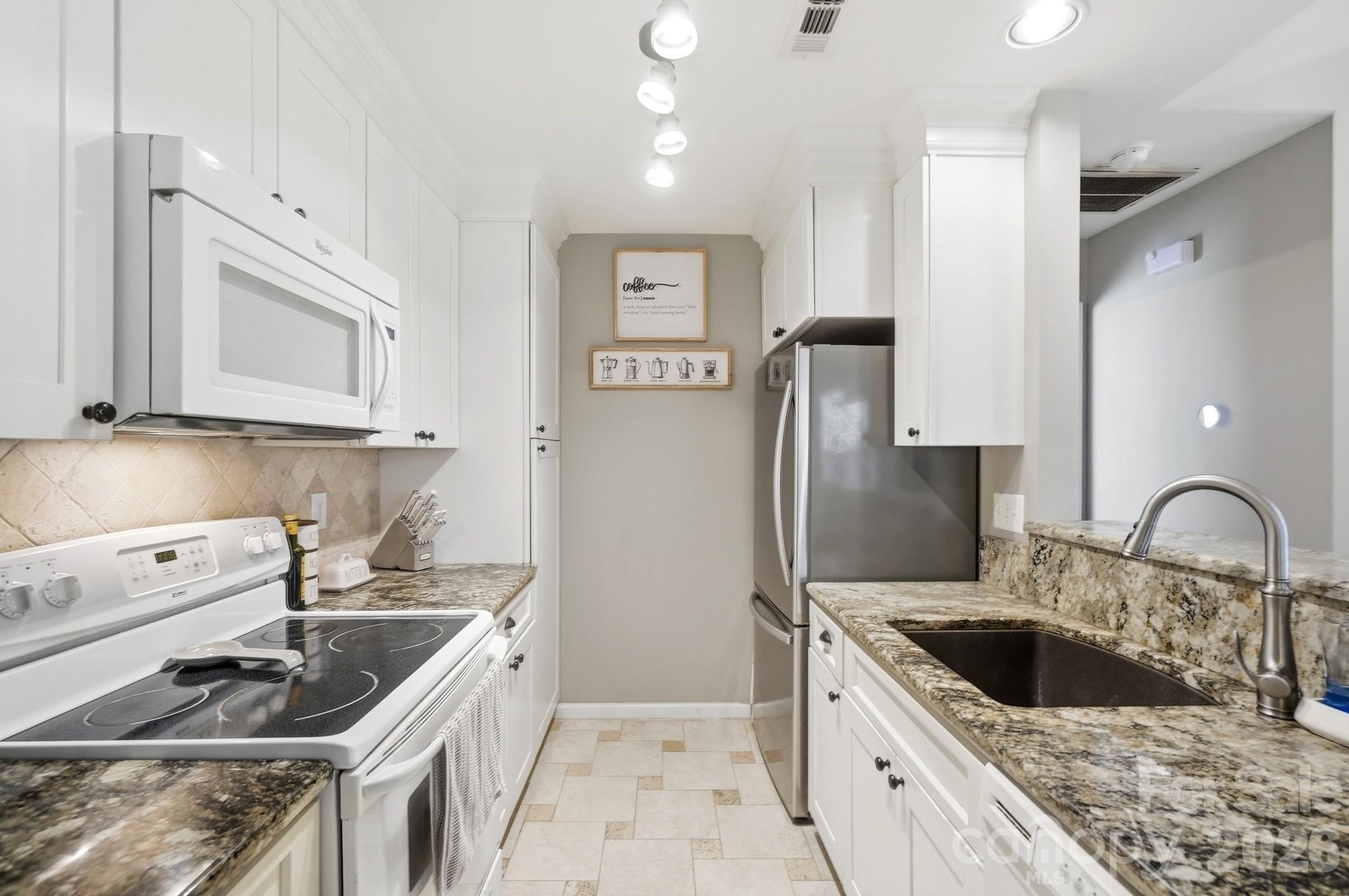 108 Fox Glove Drive