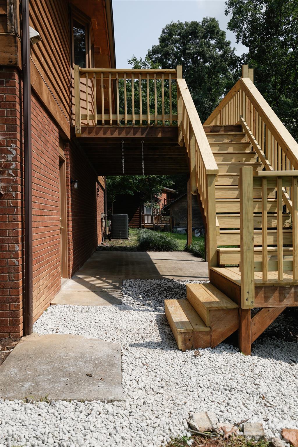 5516 Brookwood Lane