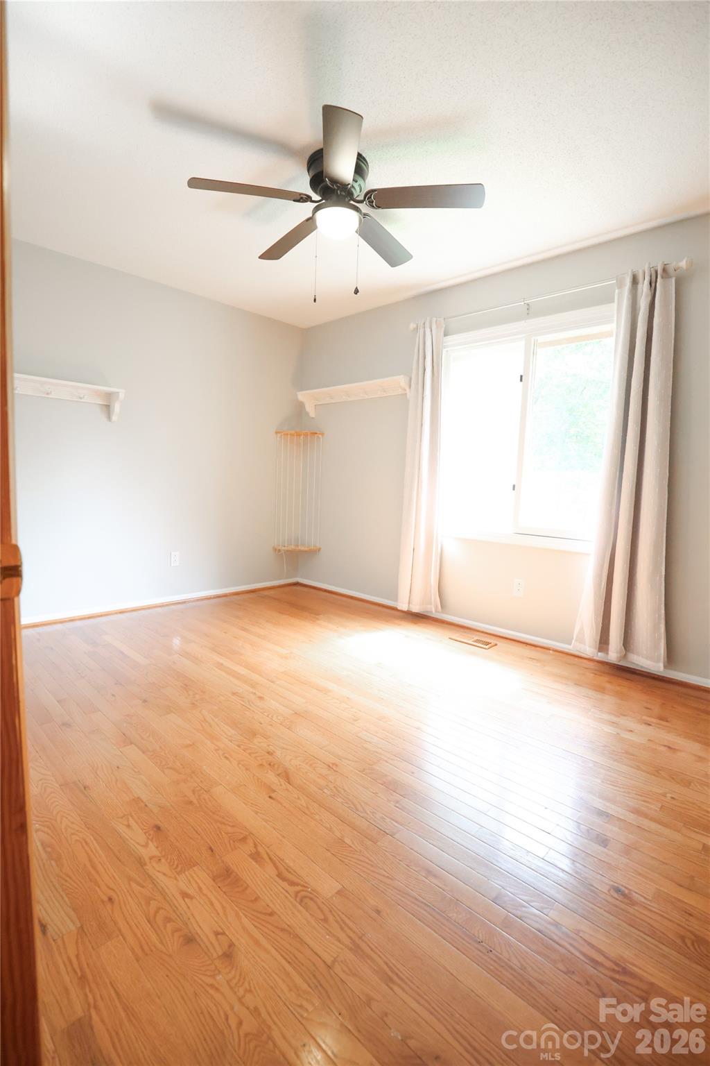 5516 Brookwood Lane