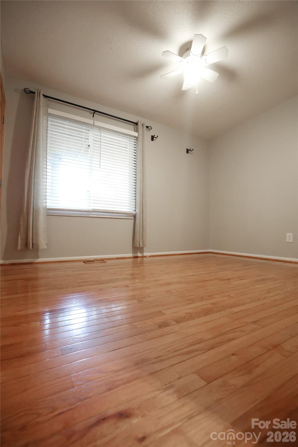 5516 Brookwood Lane
