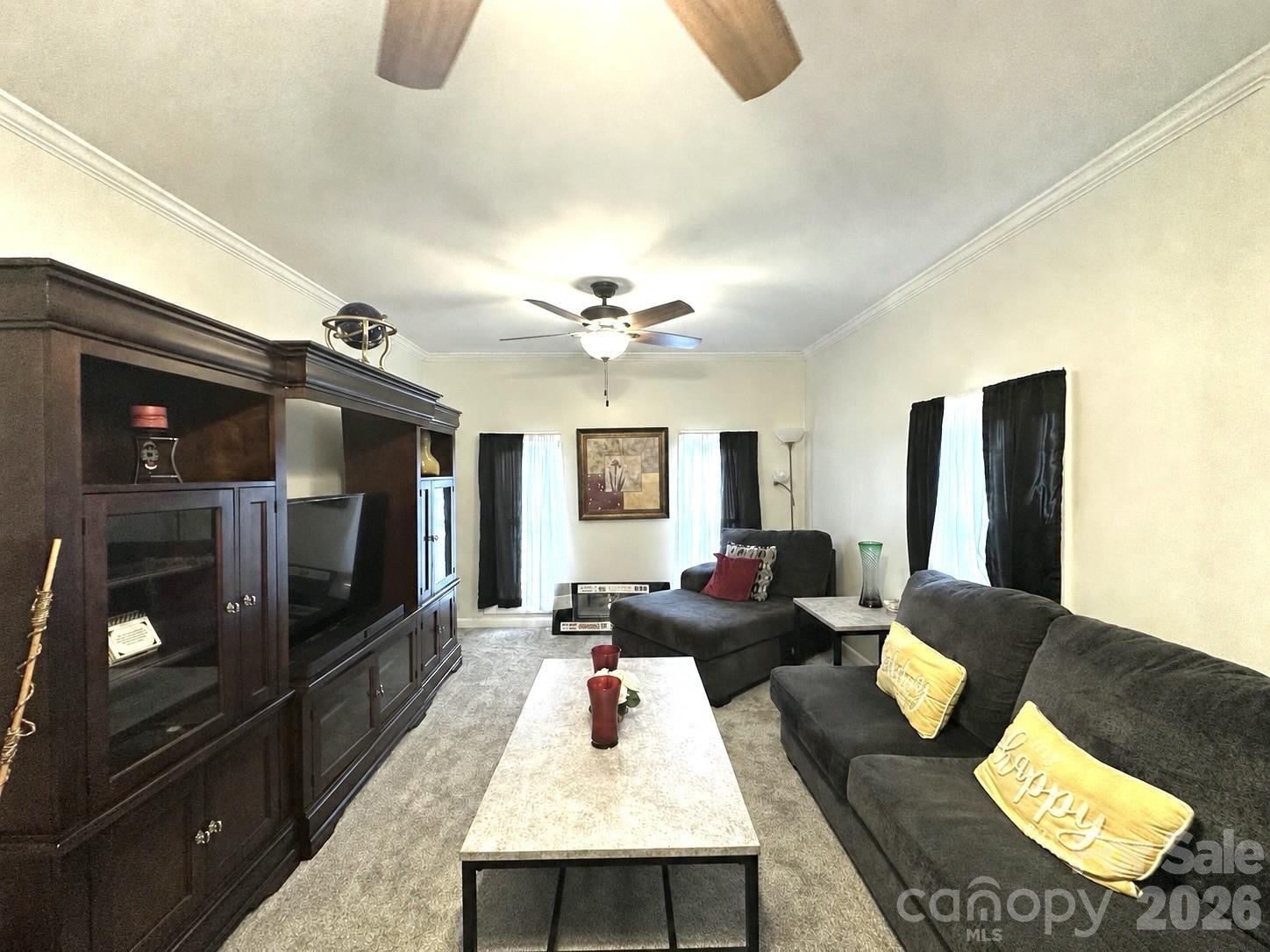3261 Vardaman Avenue