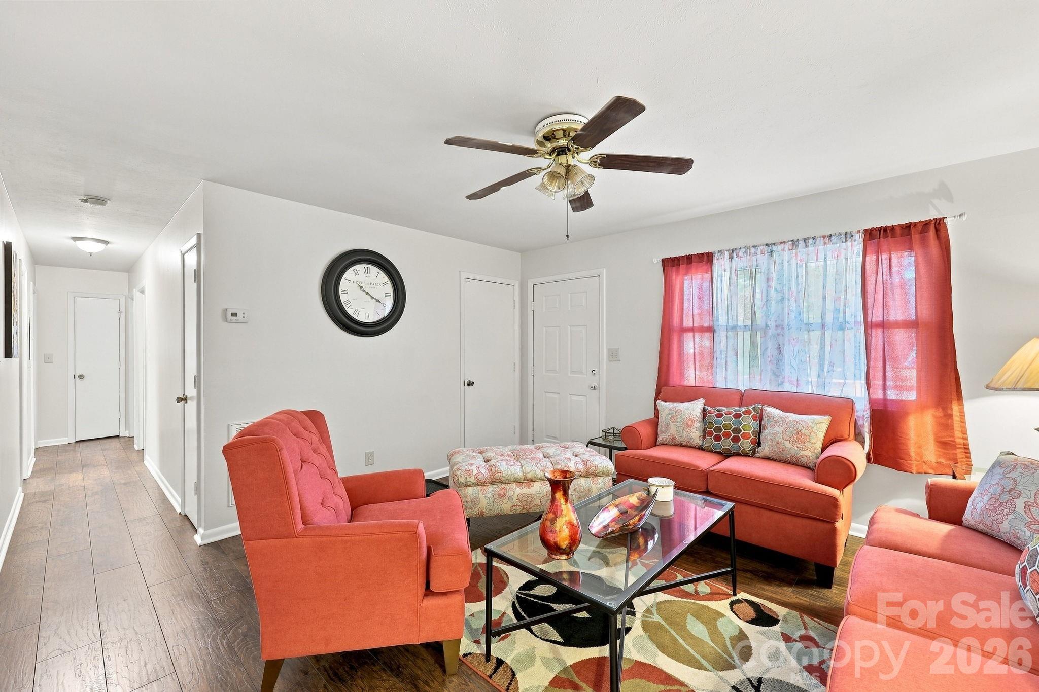 3261 Vardaman Avenue