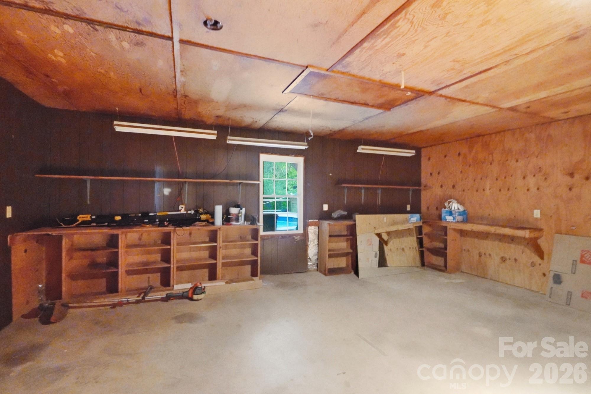 10211 Meadow Hollow Drive