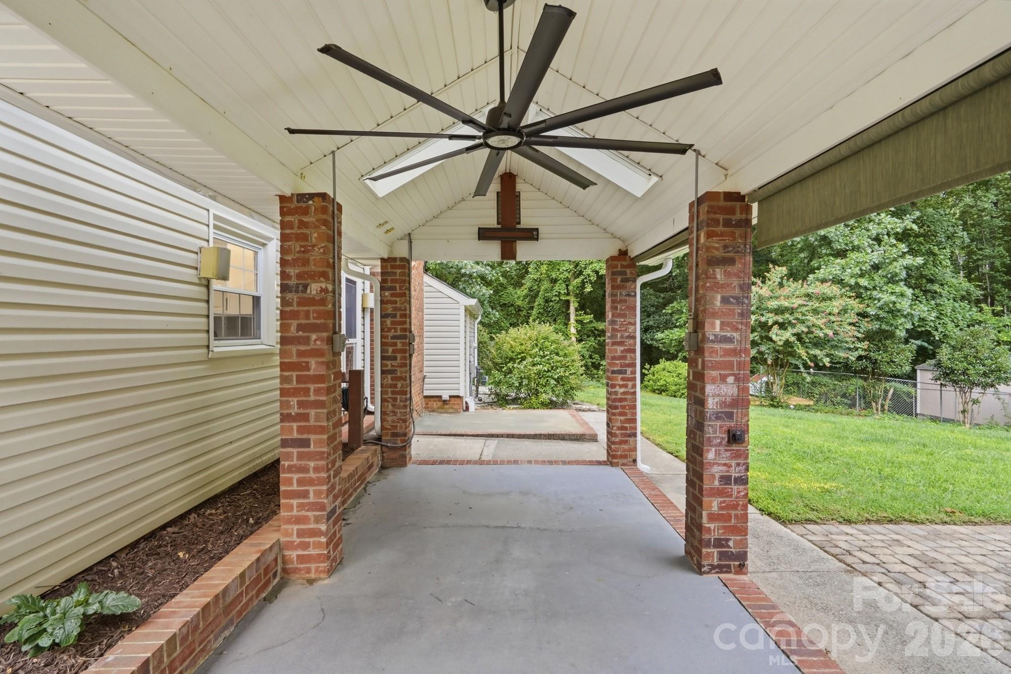 10211 Meadow Hollow Drive