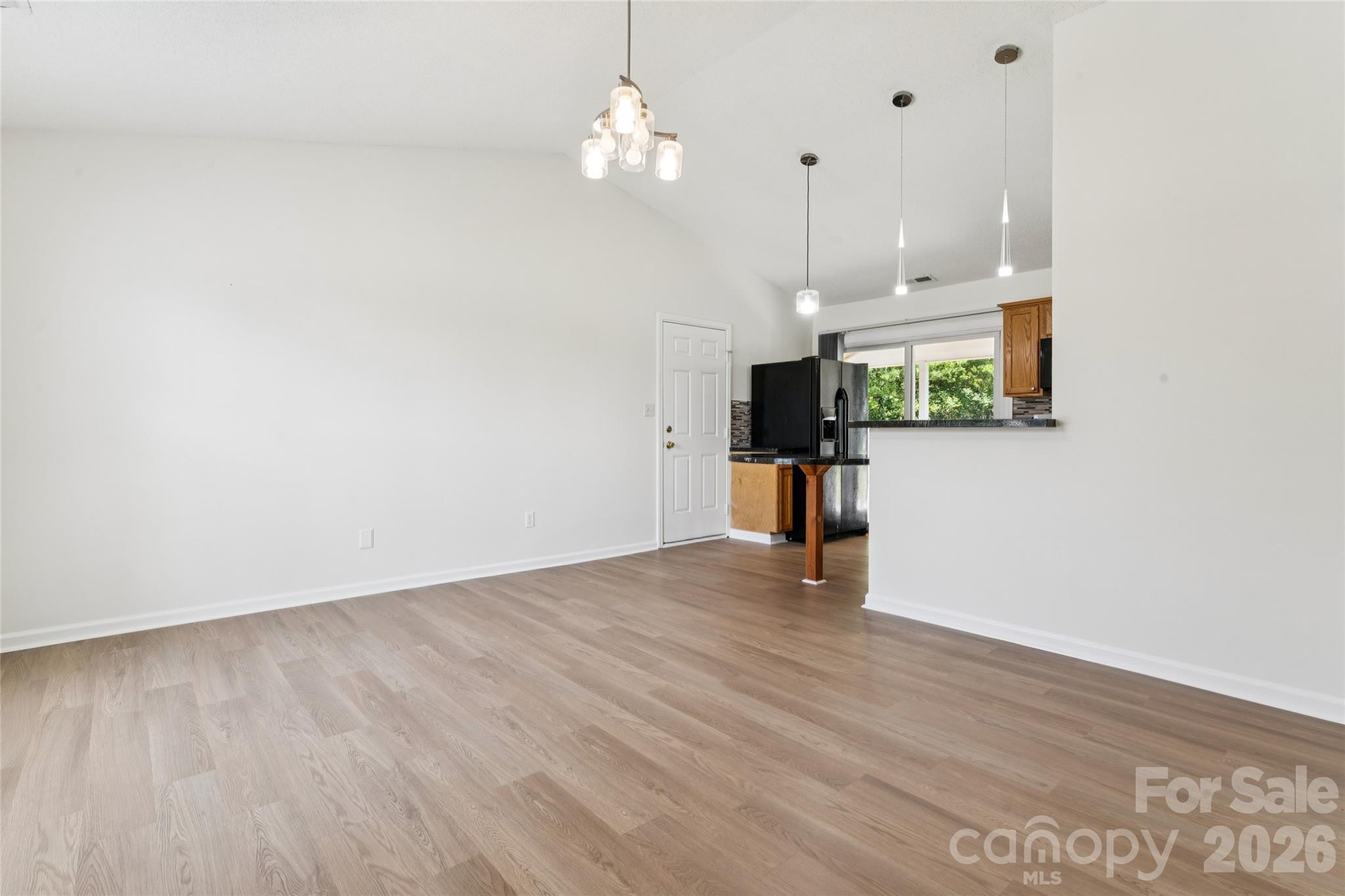 4563 Sunchase Court NW