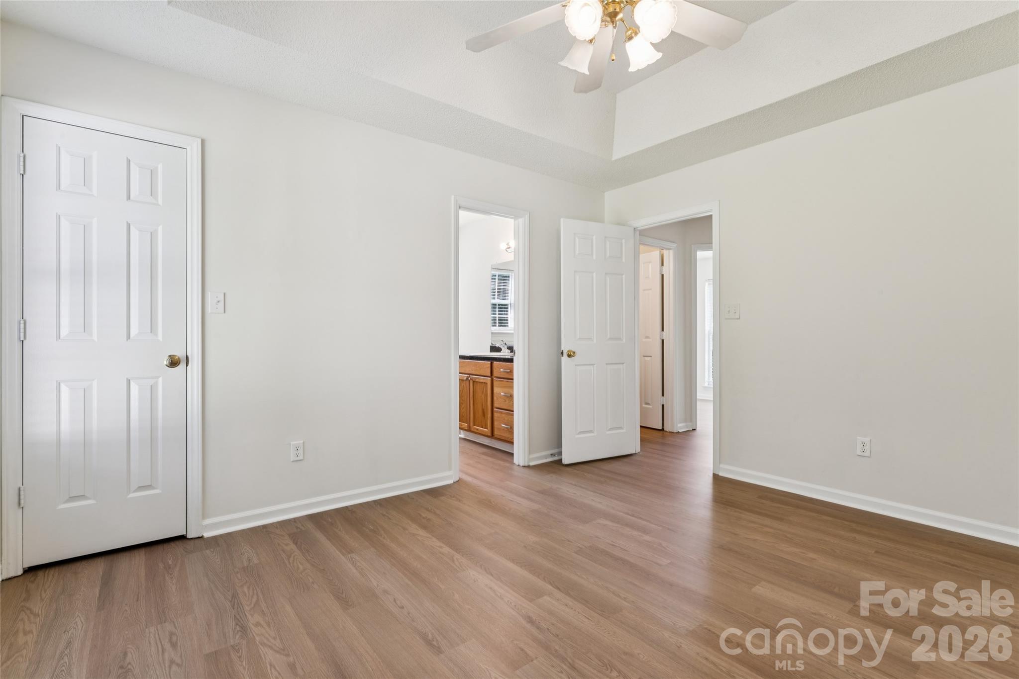 4563 Sunchase Court NW