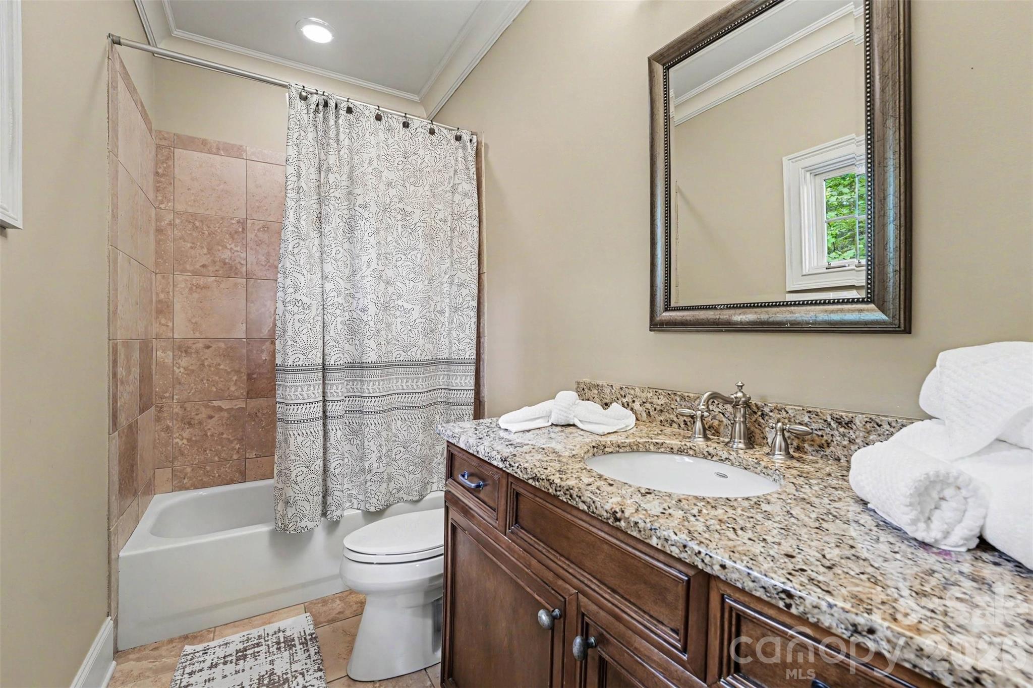 7484 Cottonwood Drive