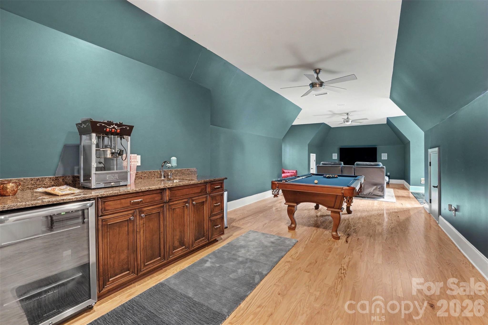 7484 Cottonwood Drive