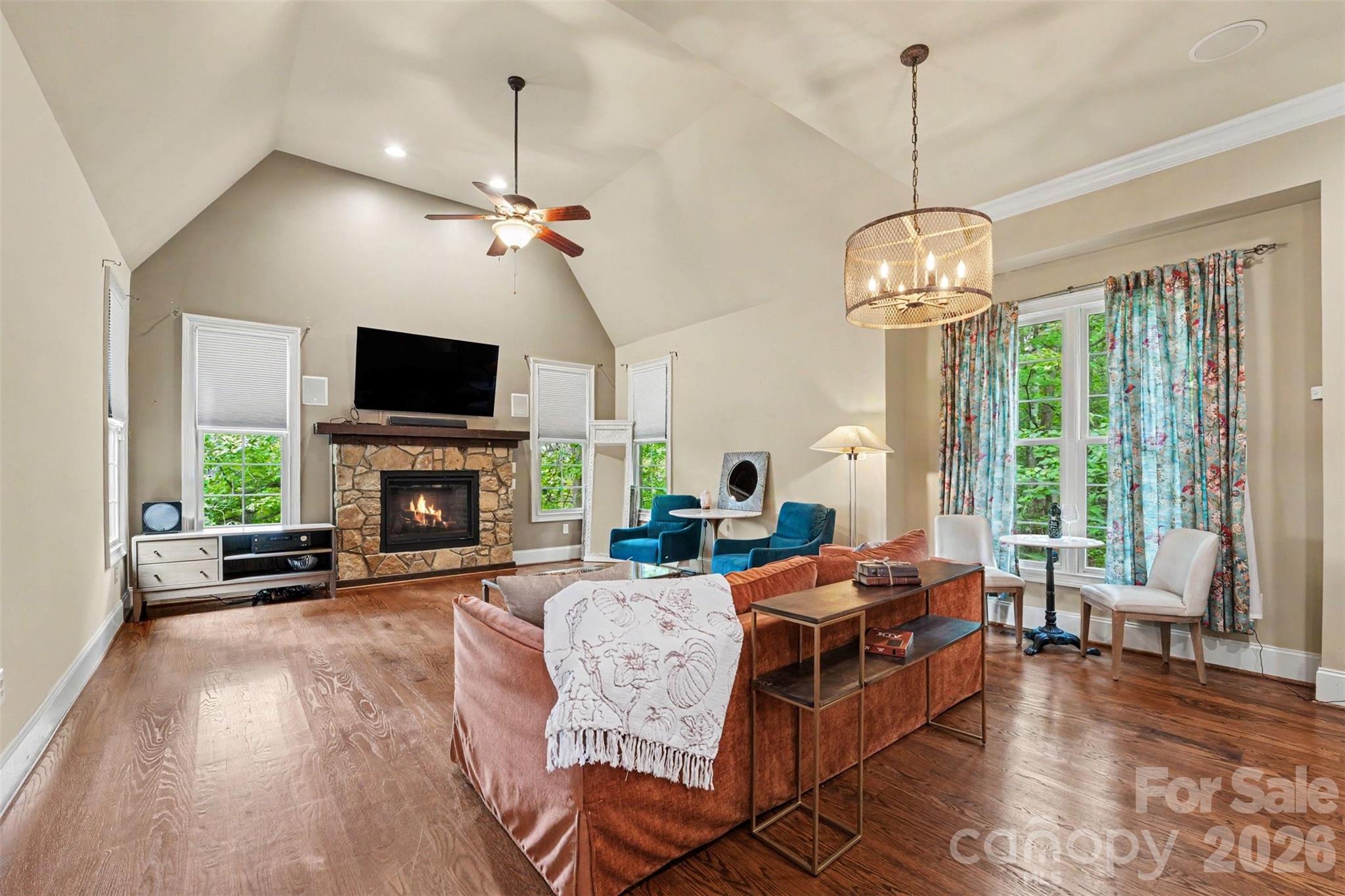 7484 Cottonwood Drive