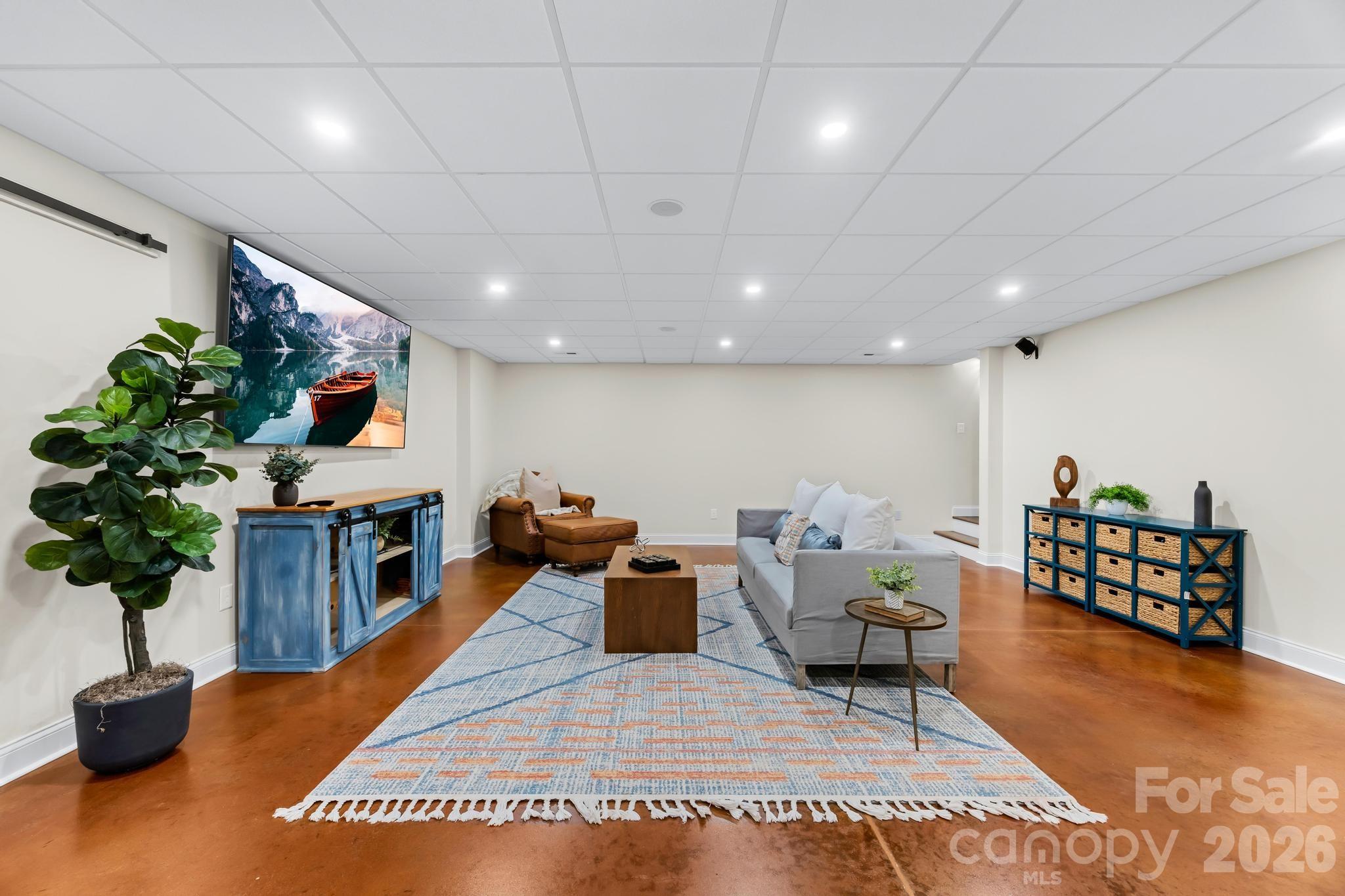 6334 Long Island Road