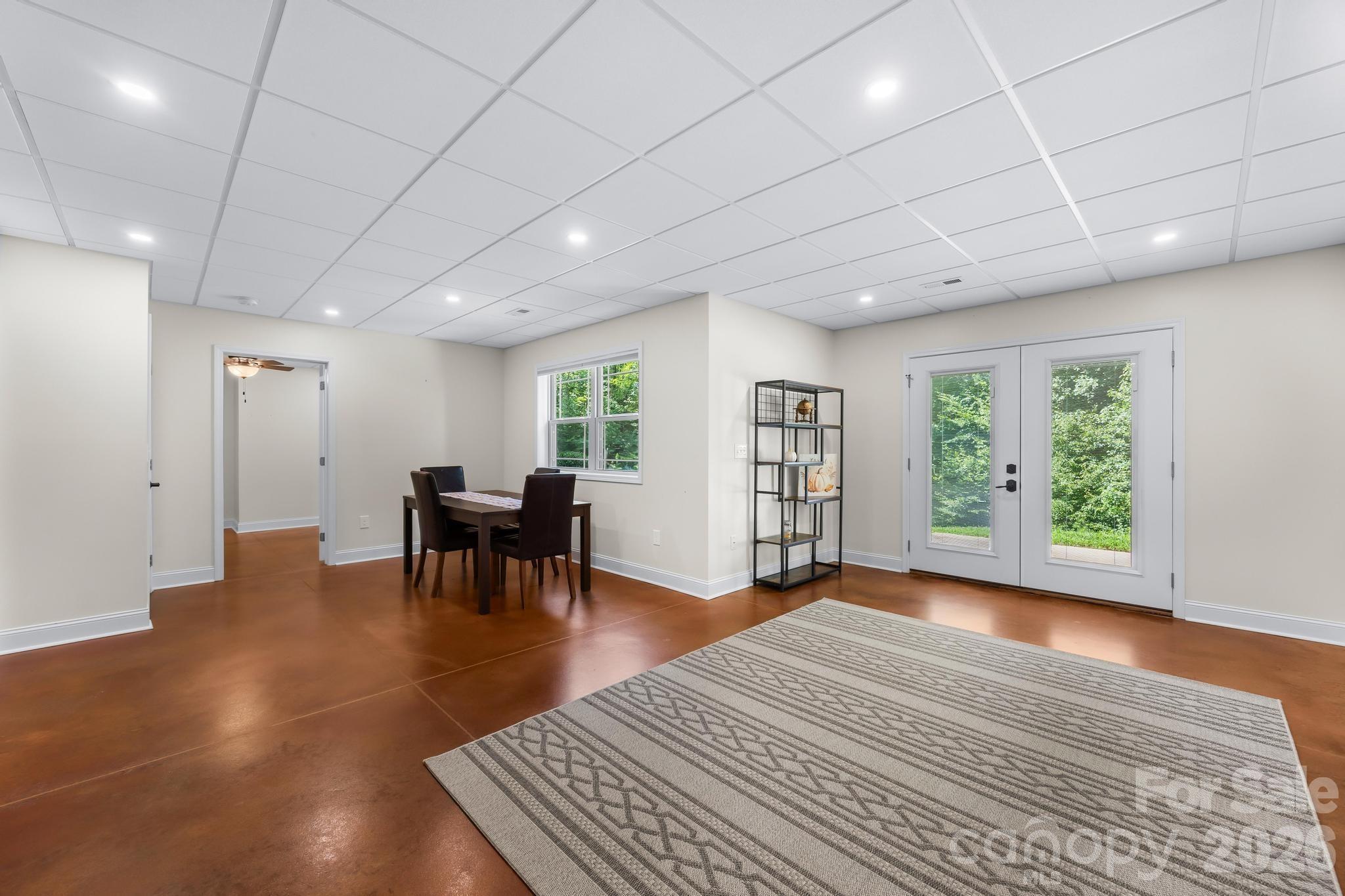 6334 Long Island Road