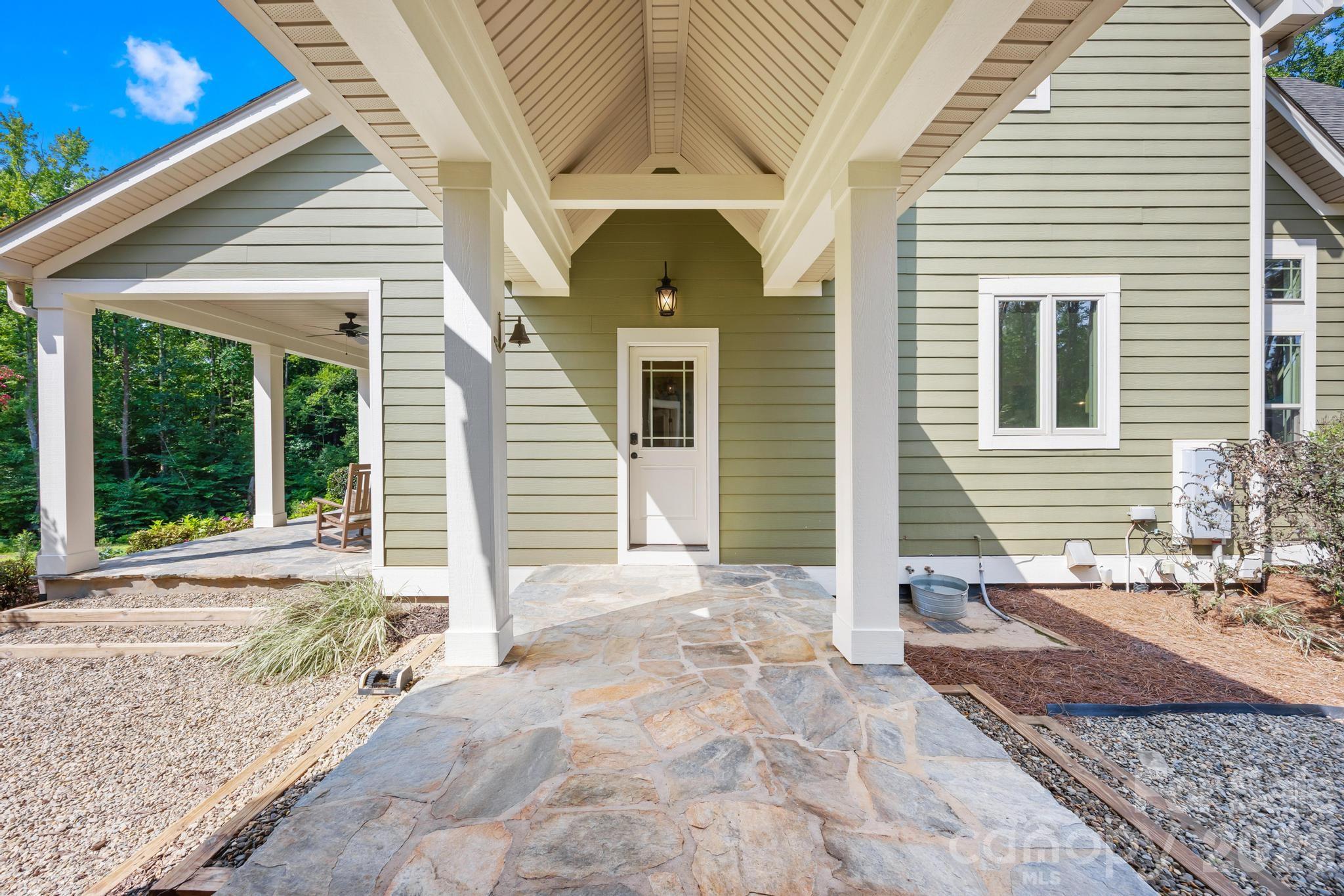 6334 Long Island Road