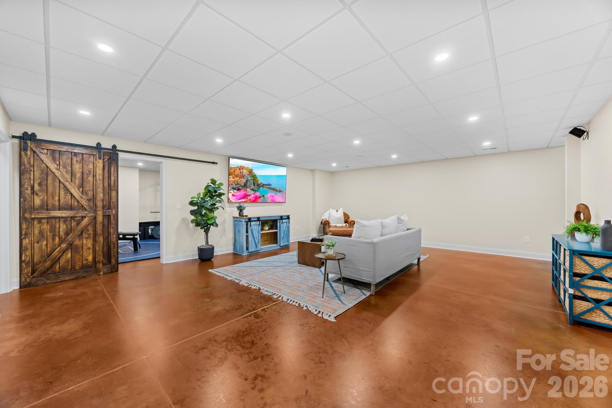 6334 Long Island Road