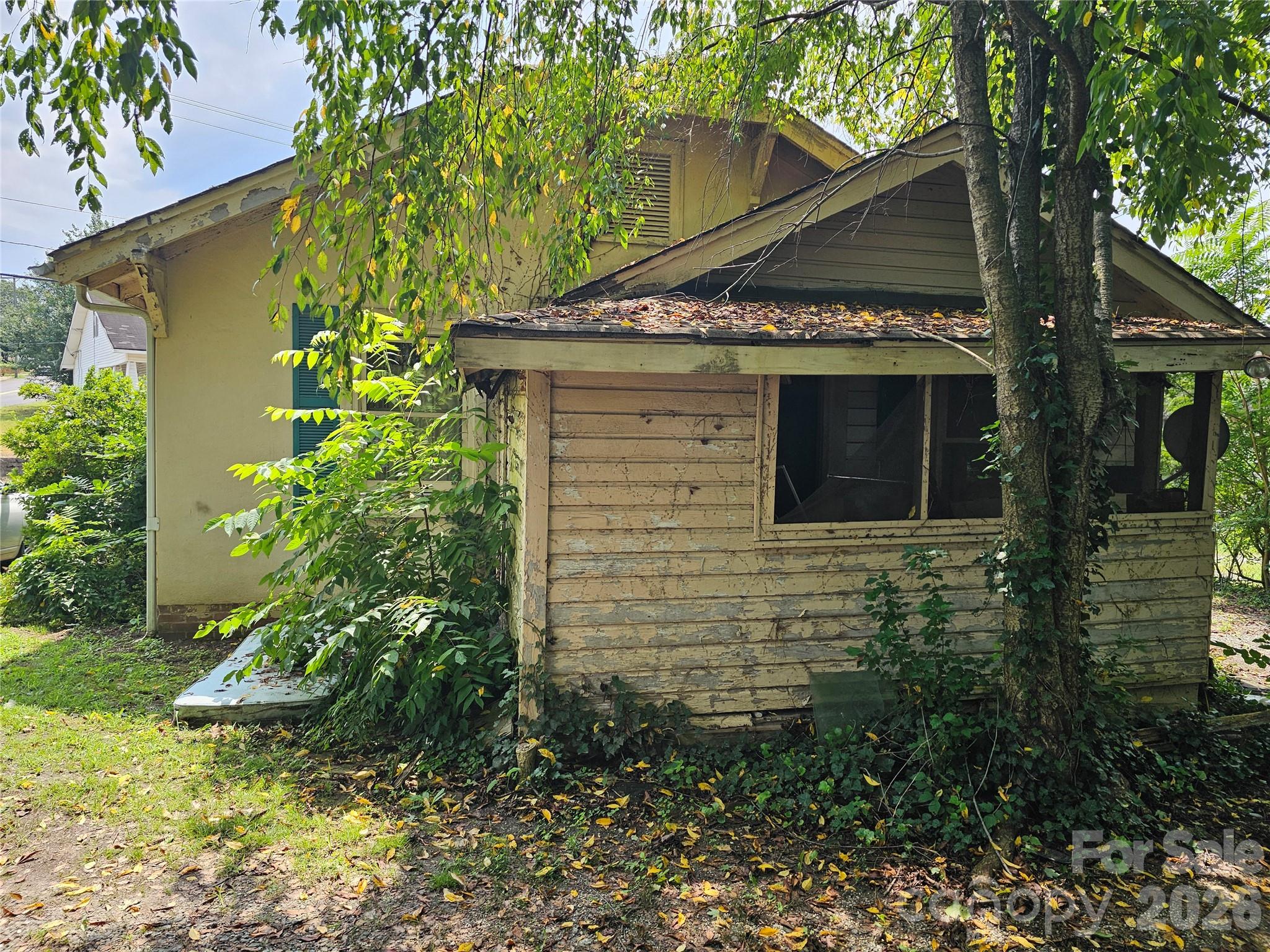 504 NW Hospital Avenue