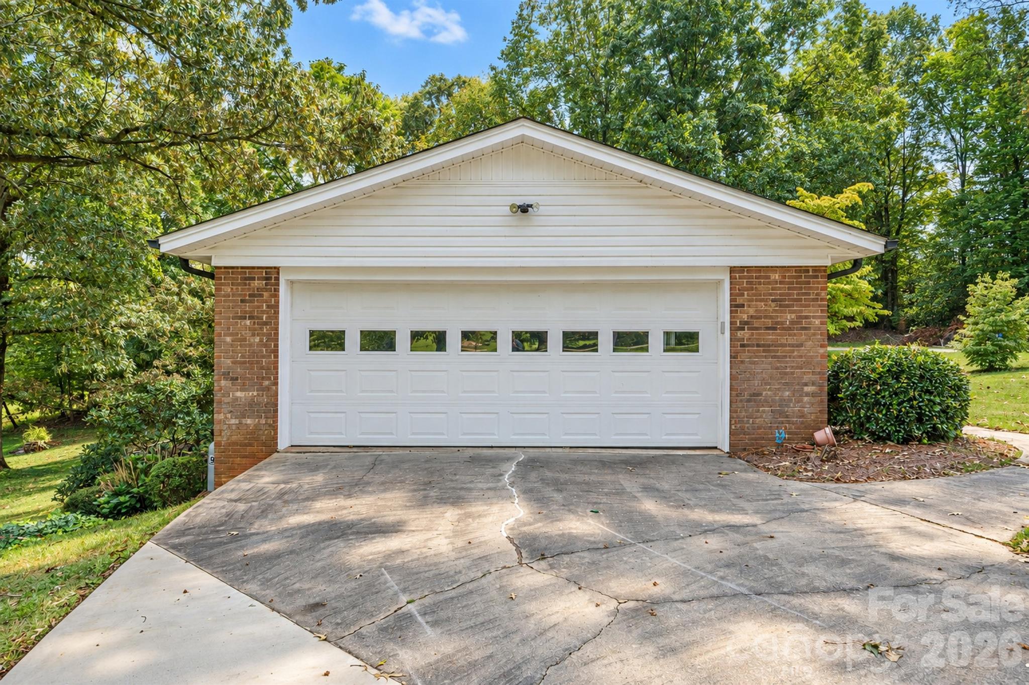 116 White Dogwood Lane