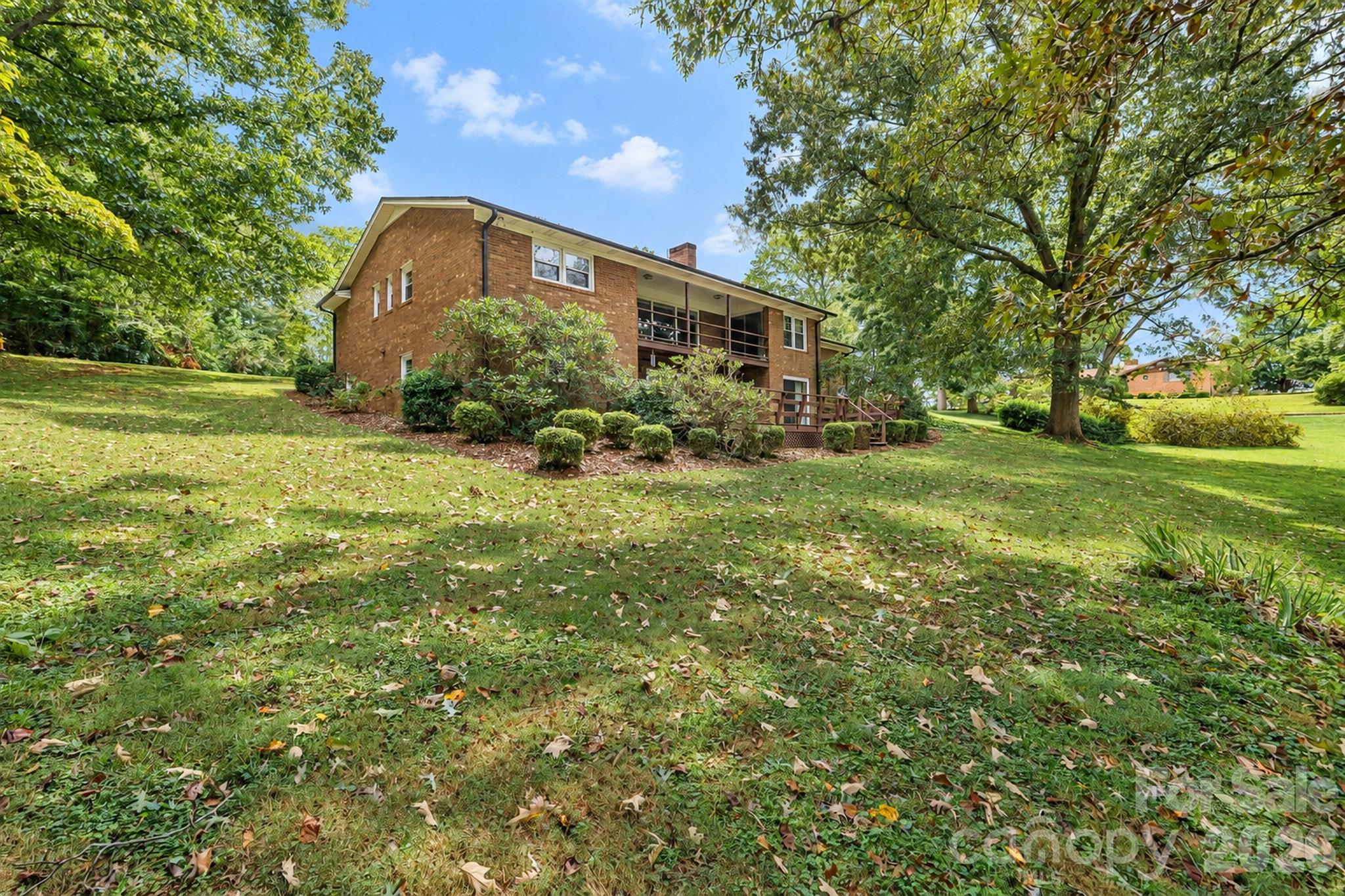 116 White Dogwood Lane