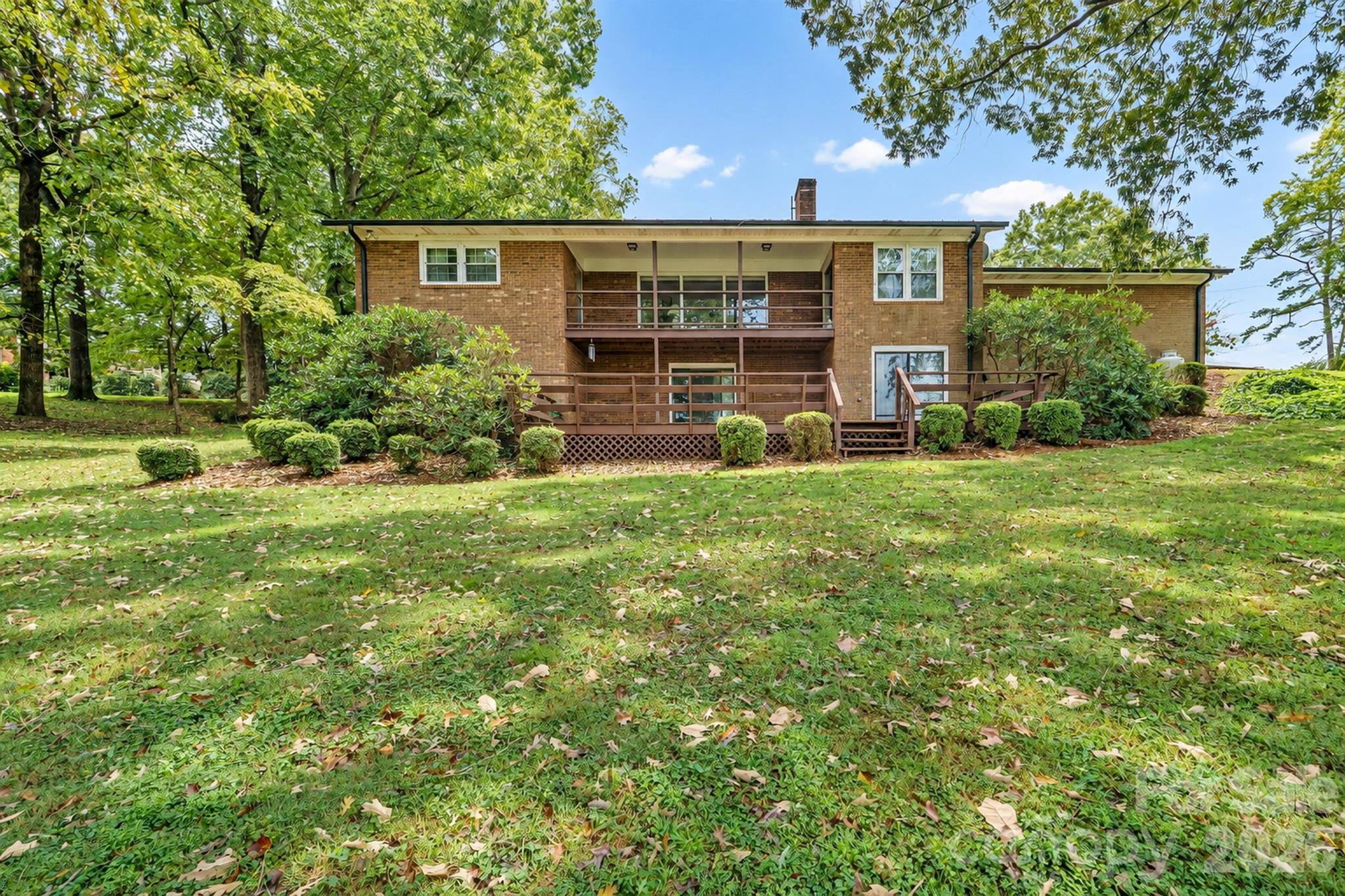 116 White Dogwood Lane