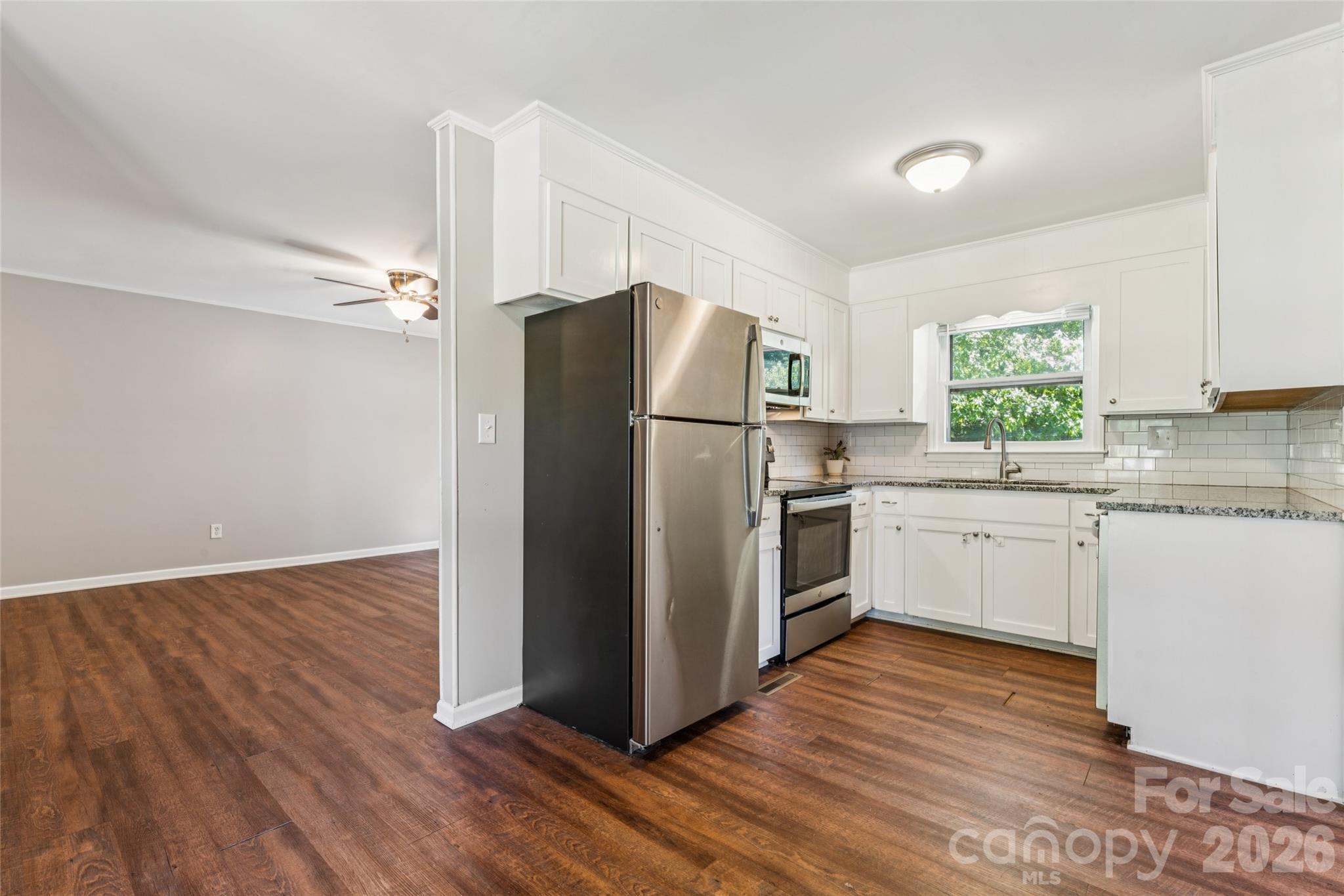 611 Woodland Drive