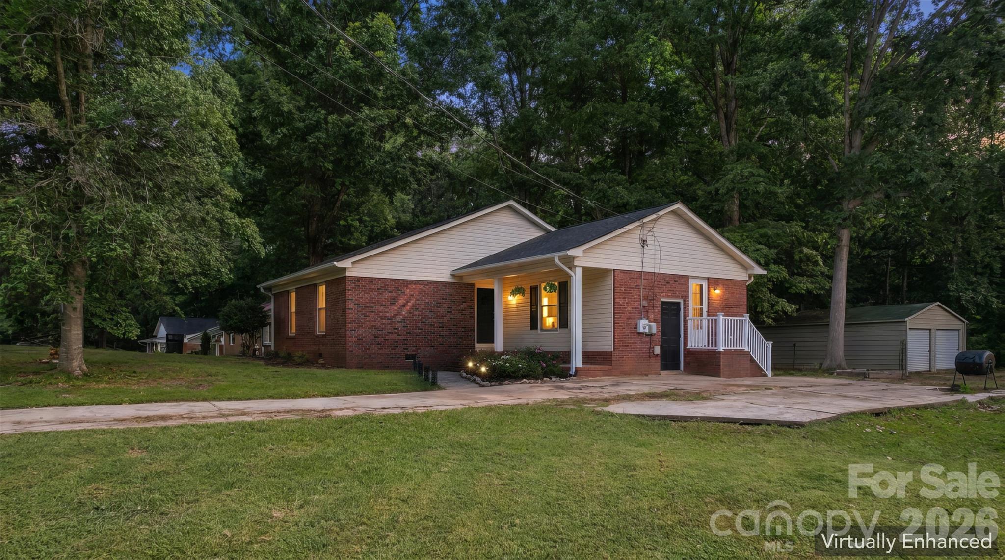 611 Woodland Drive