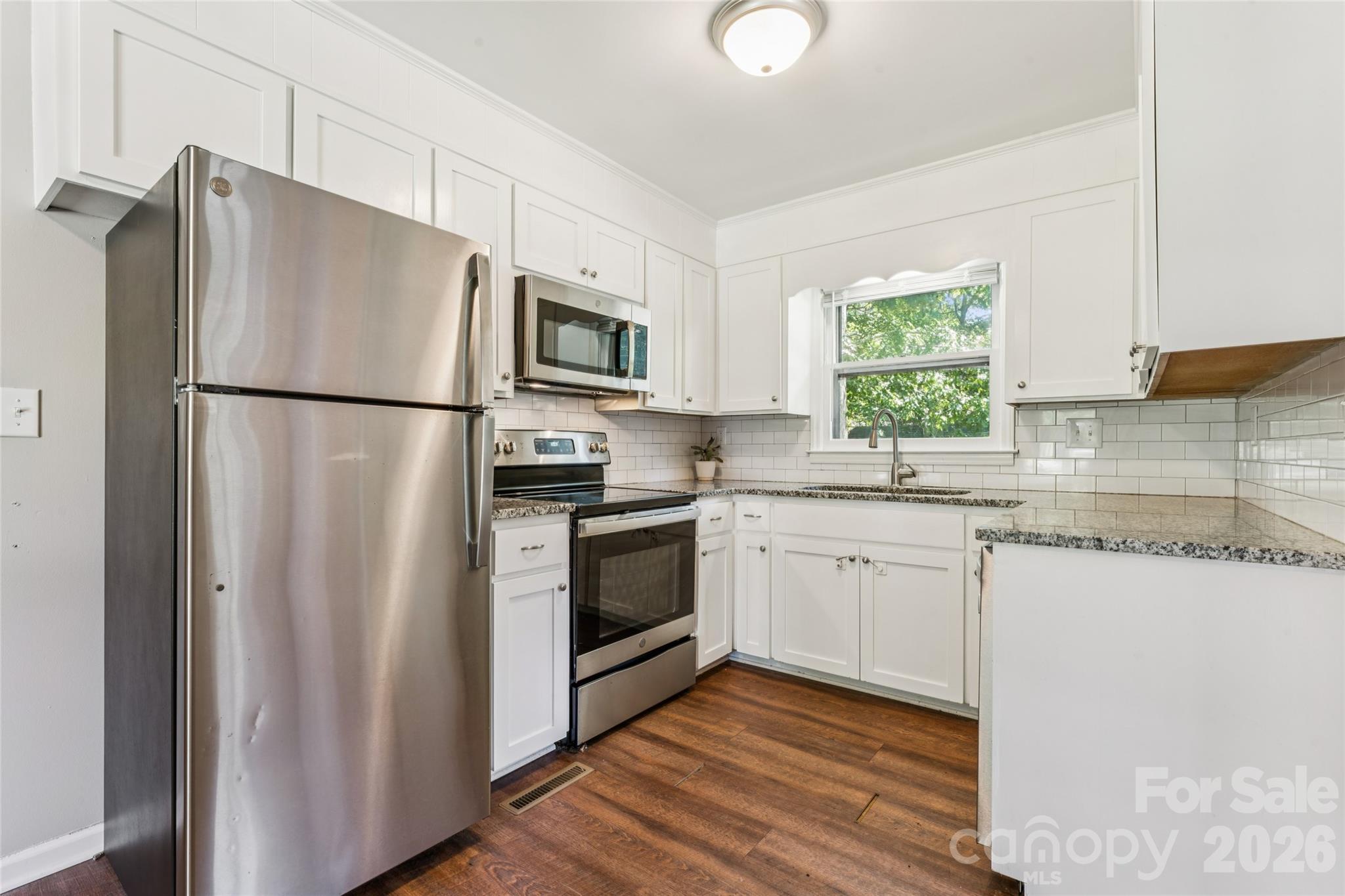 611 Woodland Drive