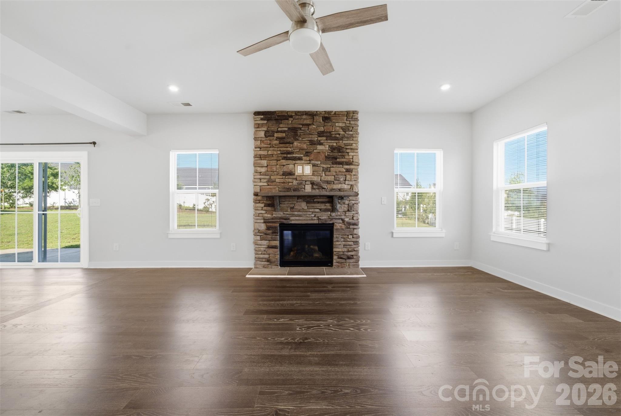 11124 Vanguard Parkway