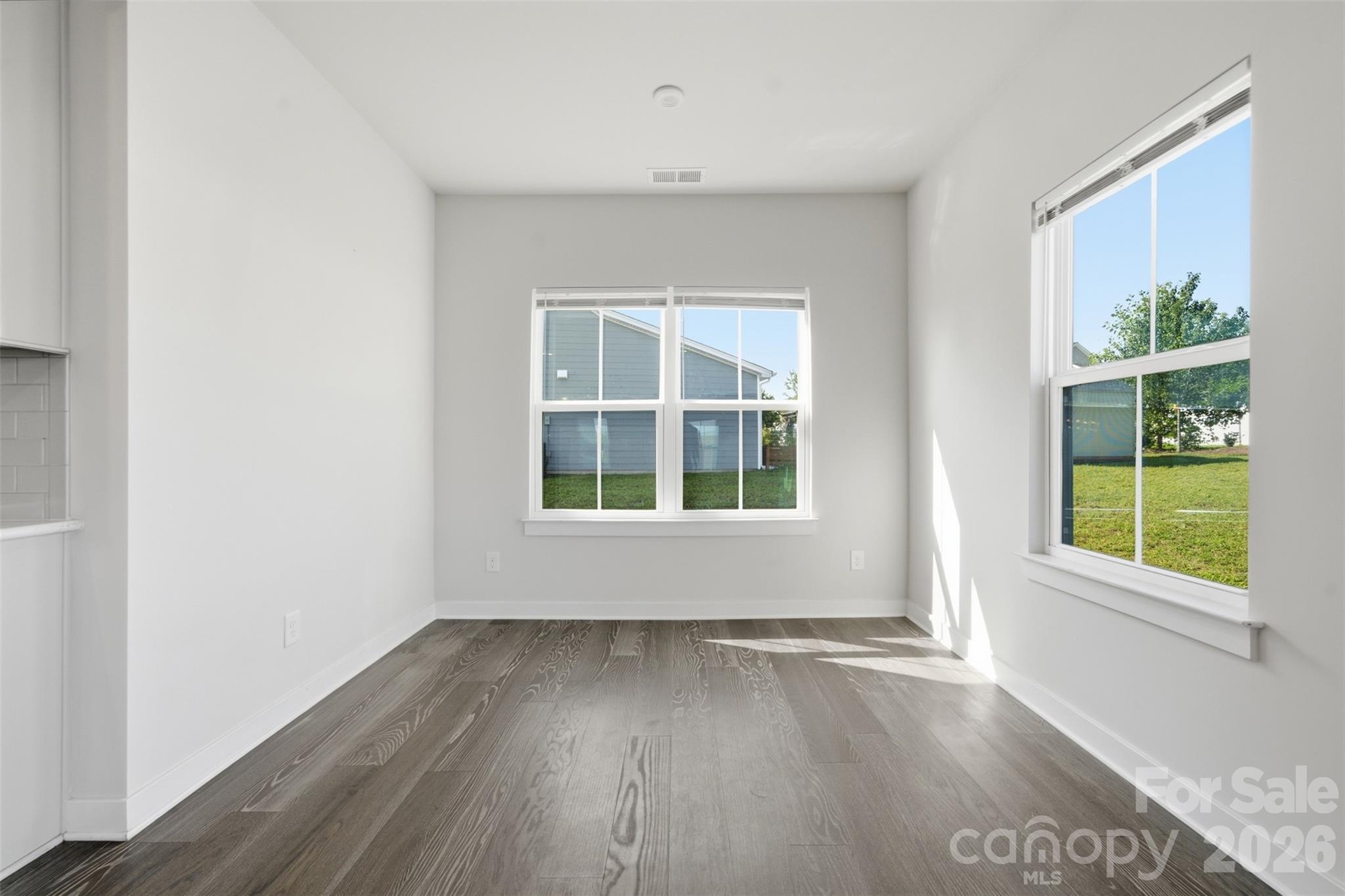 11124 Vanguard Parkway