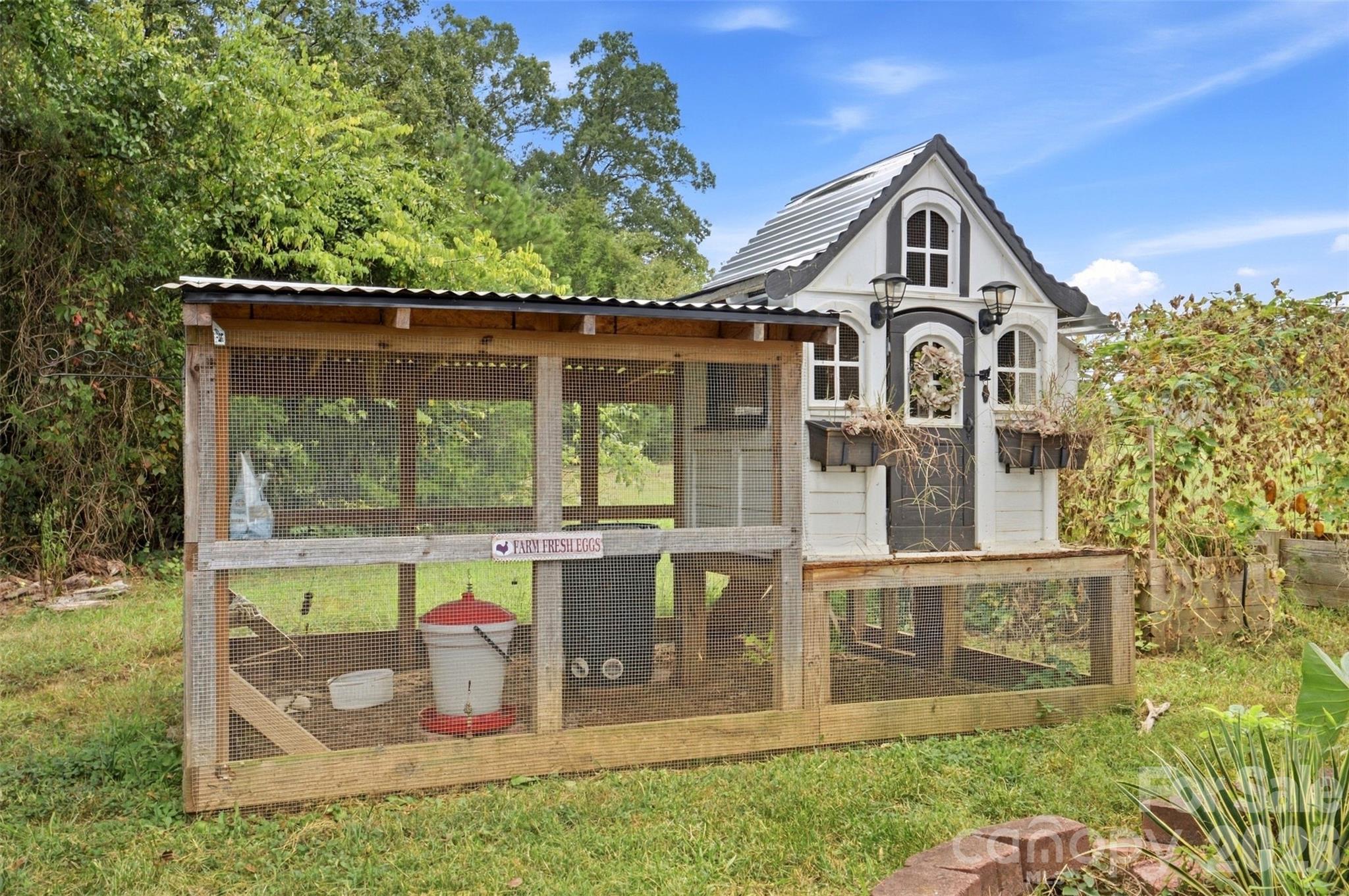 1000 Olde Creek Trail