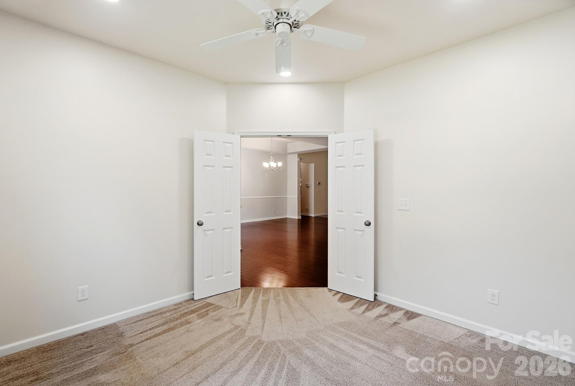 12321 Bronx Drive