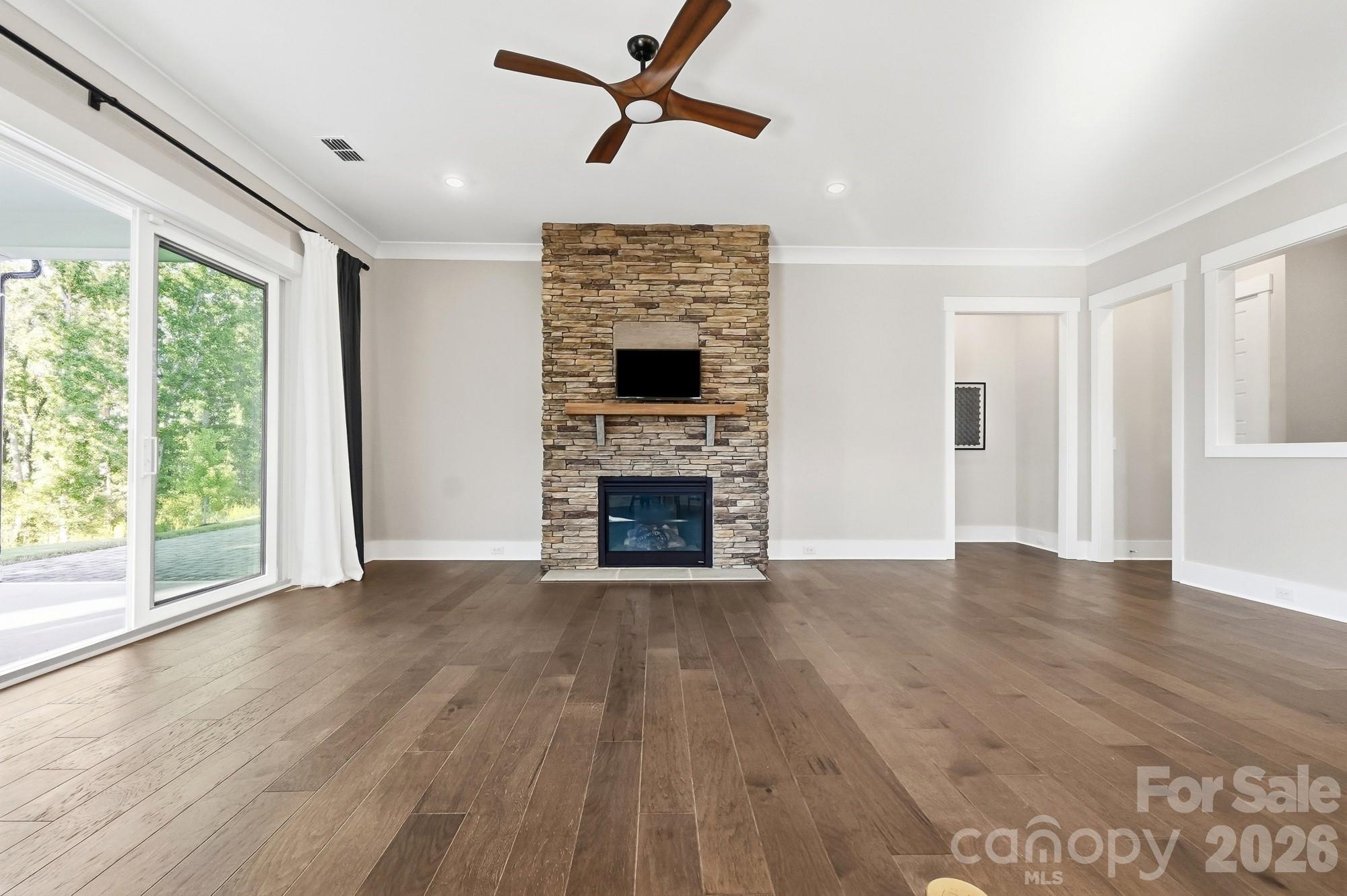 14015 Camden Close Circle