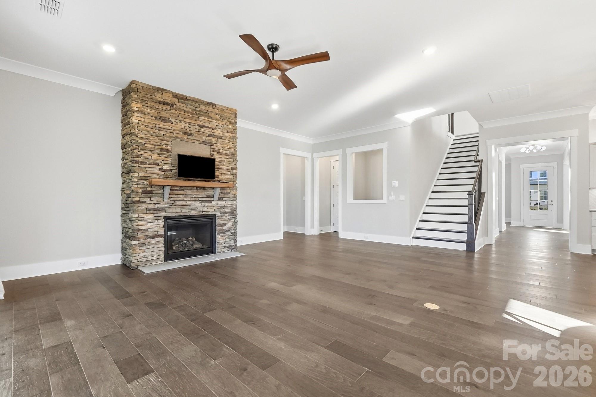 14015 Camden Close Circle