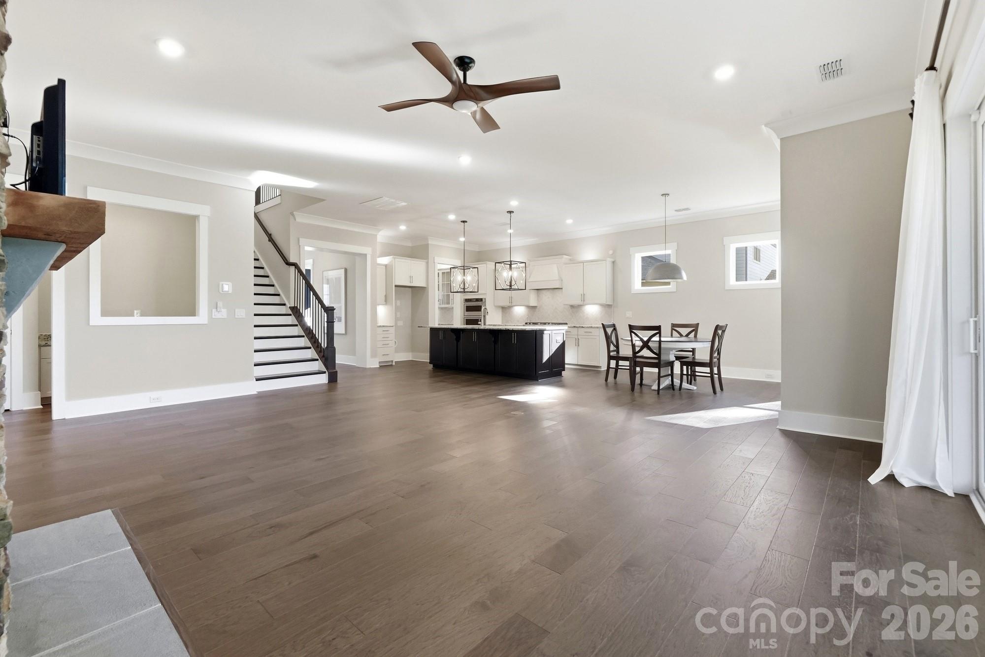 14015 Camden Close Circle