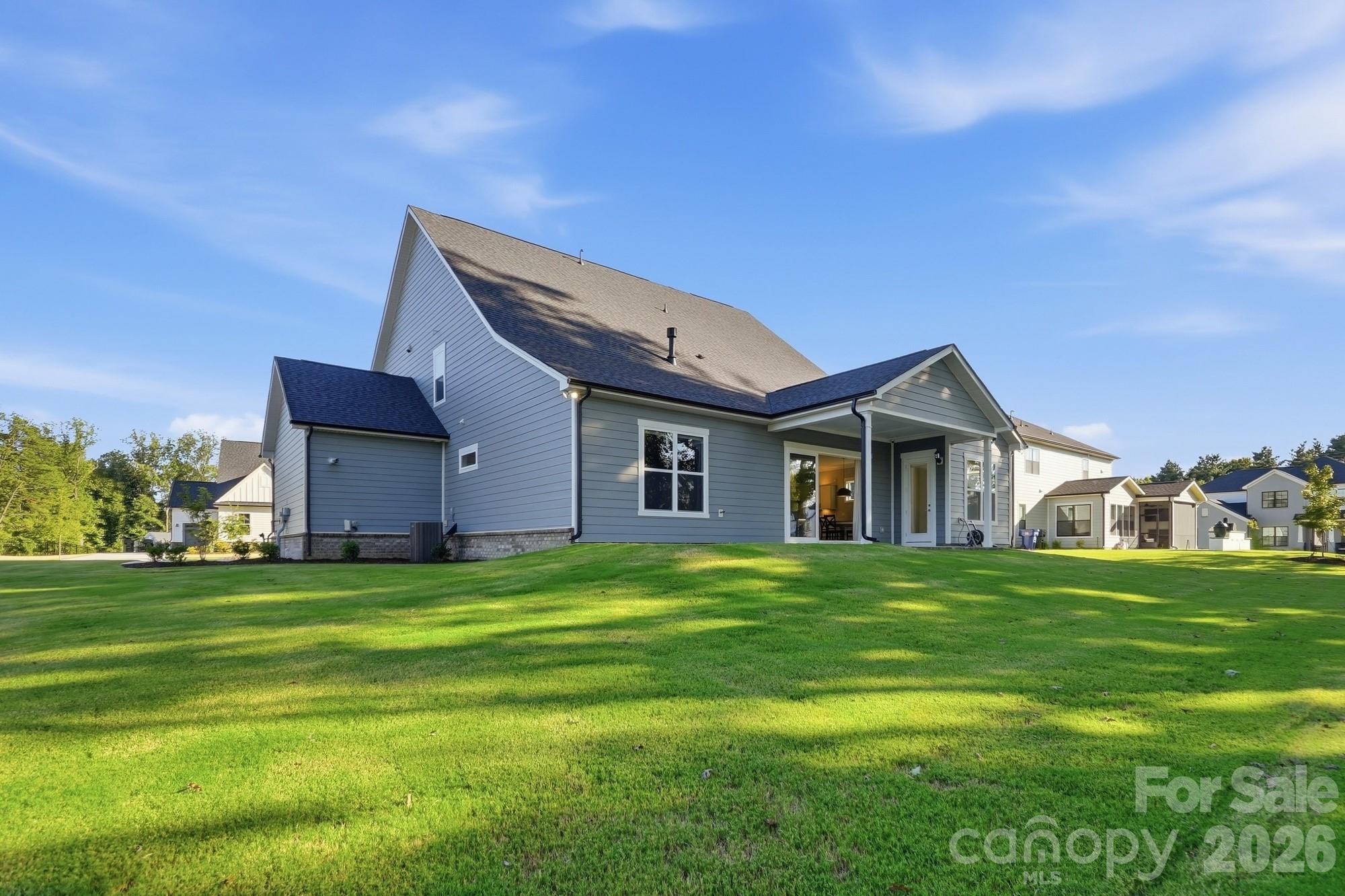 14015 Camden Close Circle