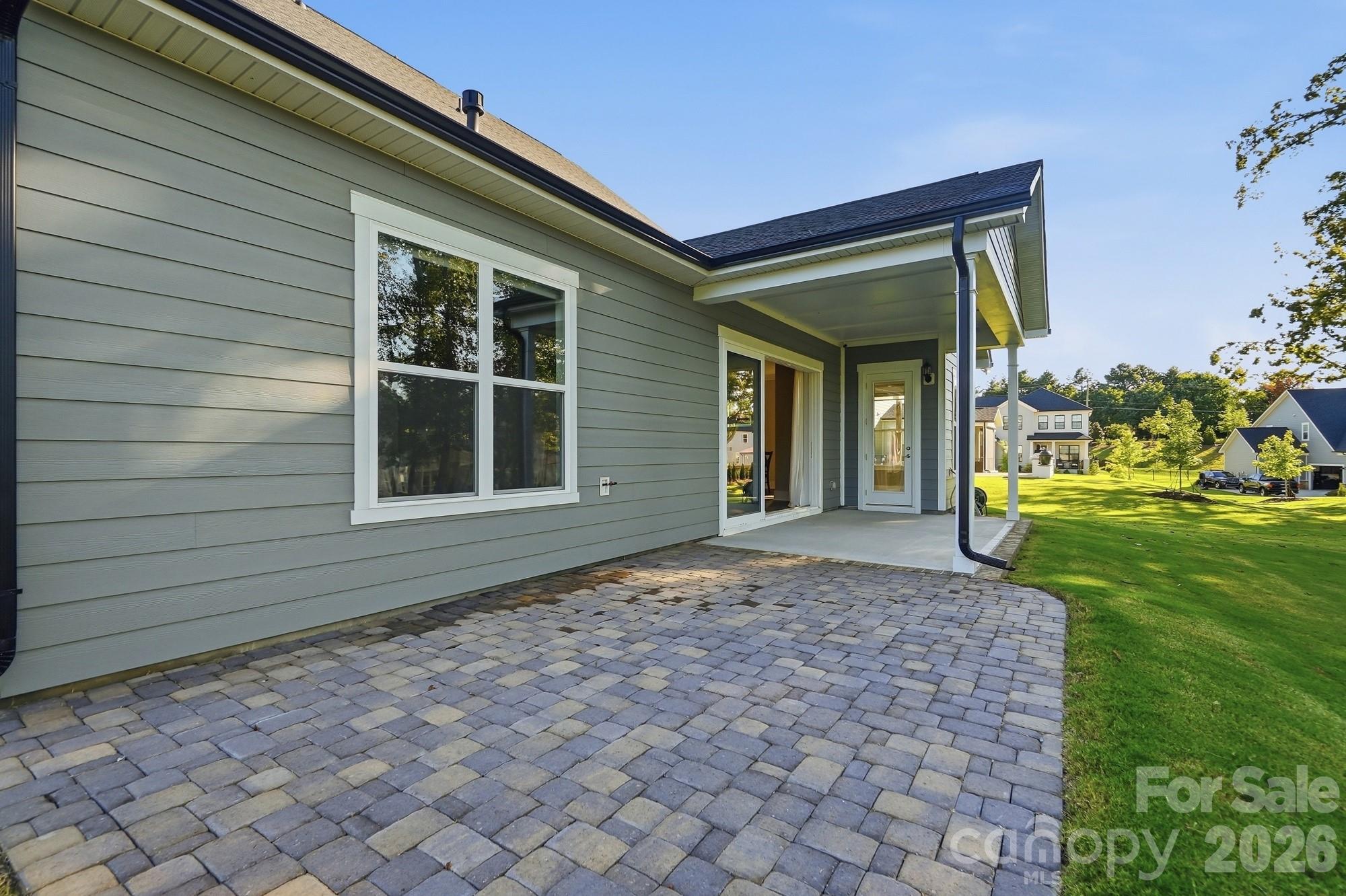 14015 Camden Close Circle