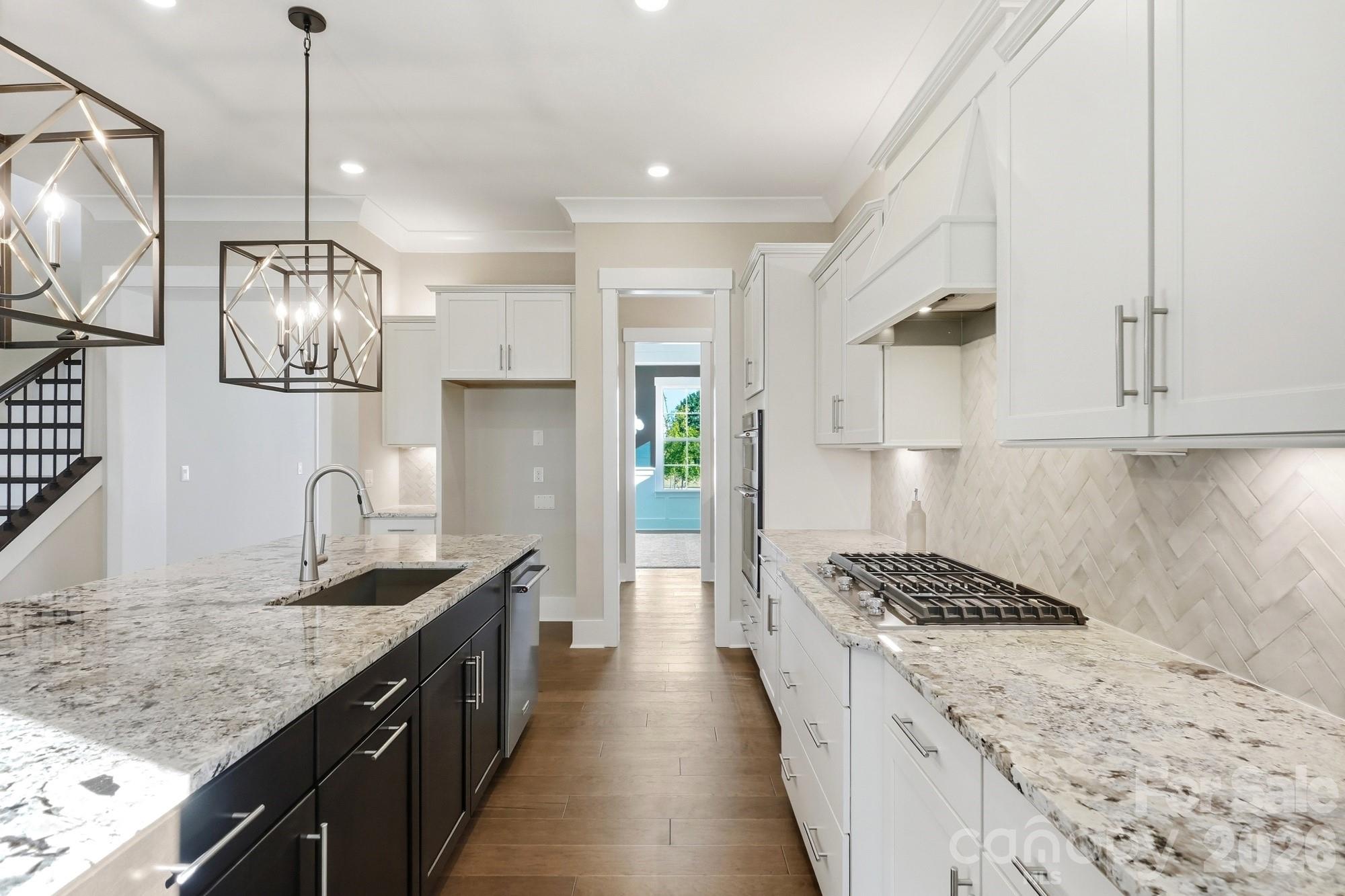 14015 Camden Close Circle