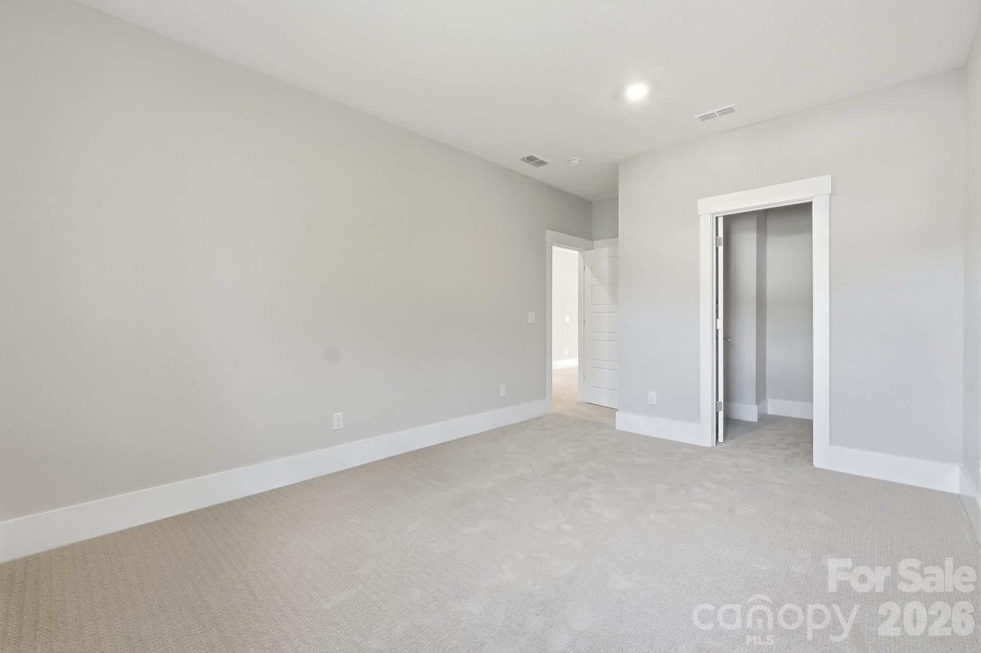 14015 Camden Close Circle