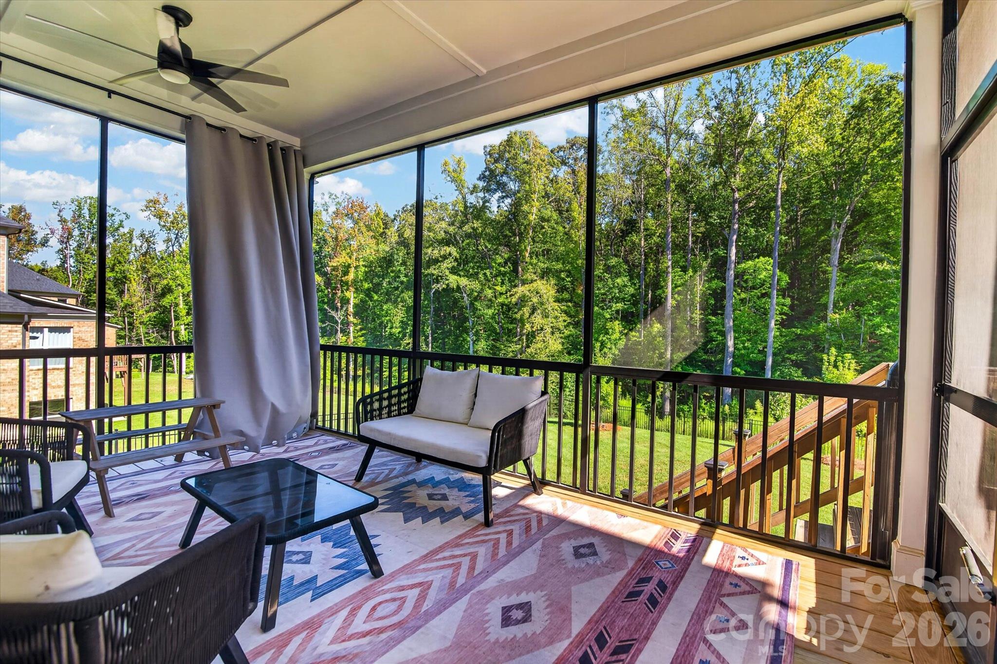 1216 Glade Arch Lane