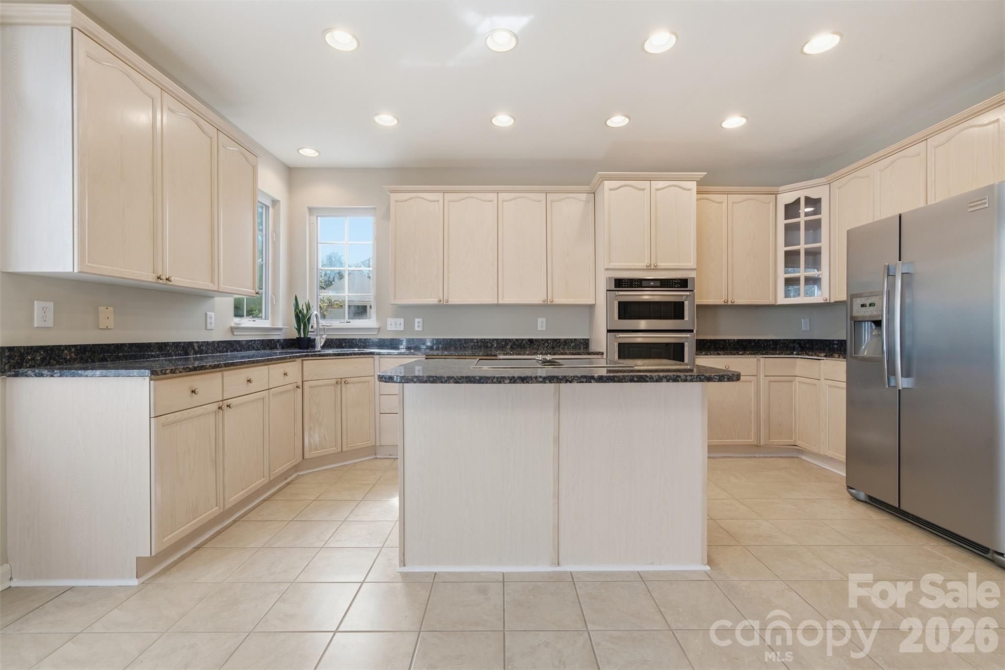 6211 Chavel Lane