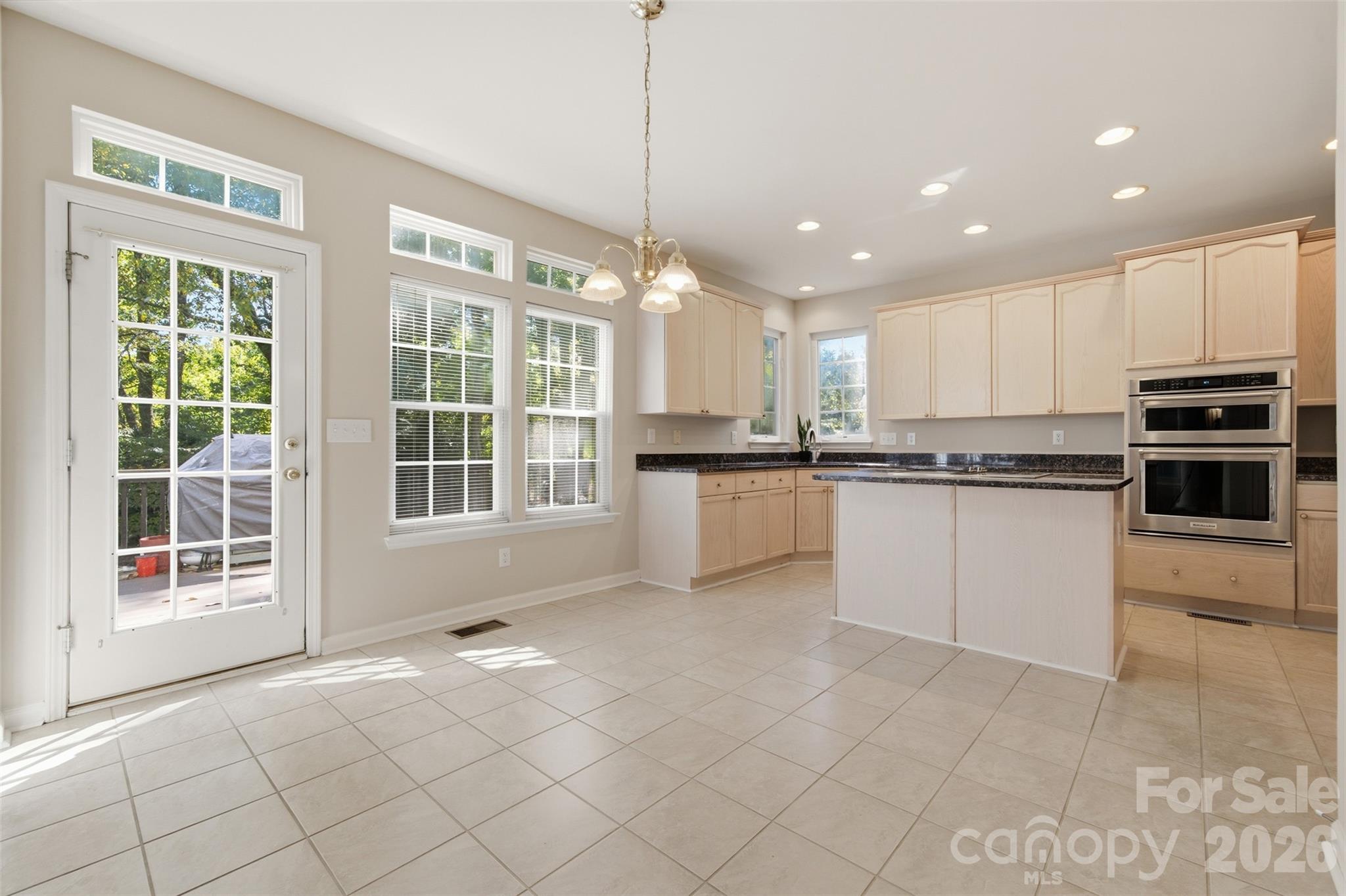 6211 Chavel Lane