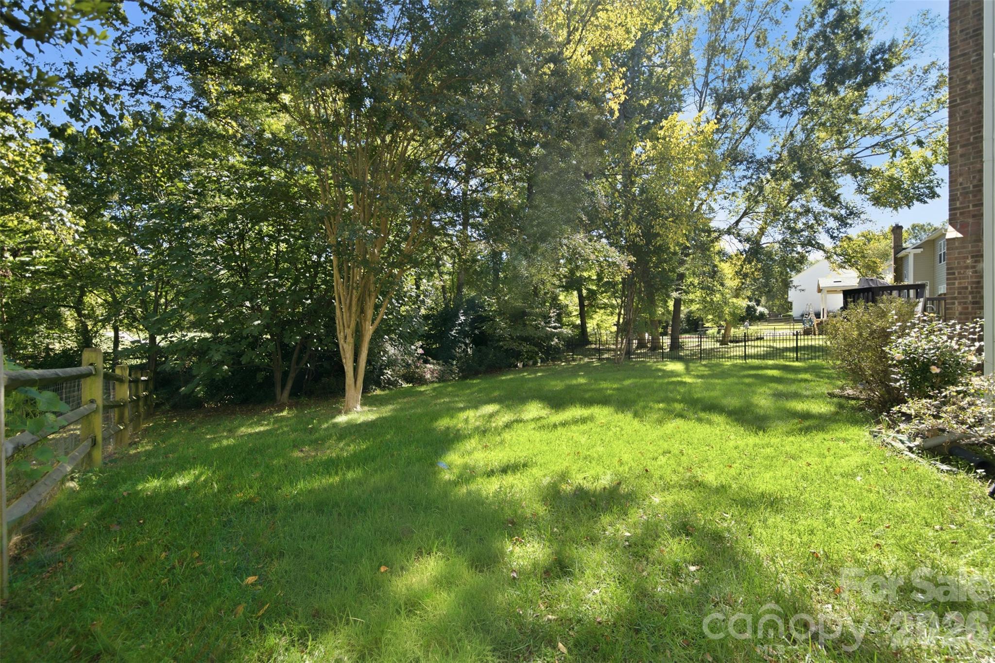6211 Chavel Lane