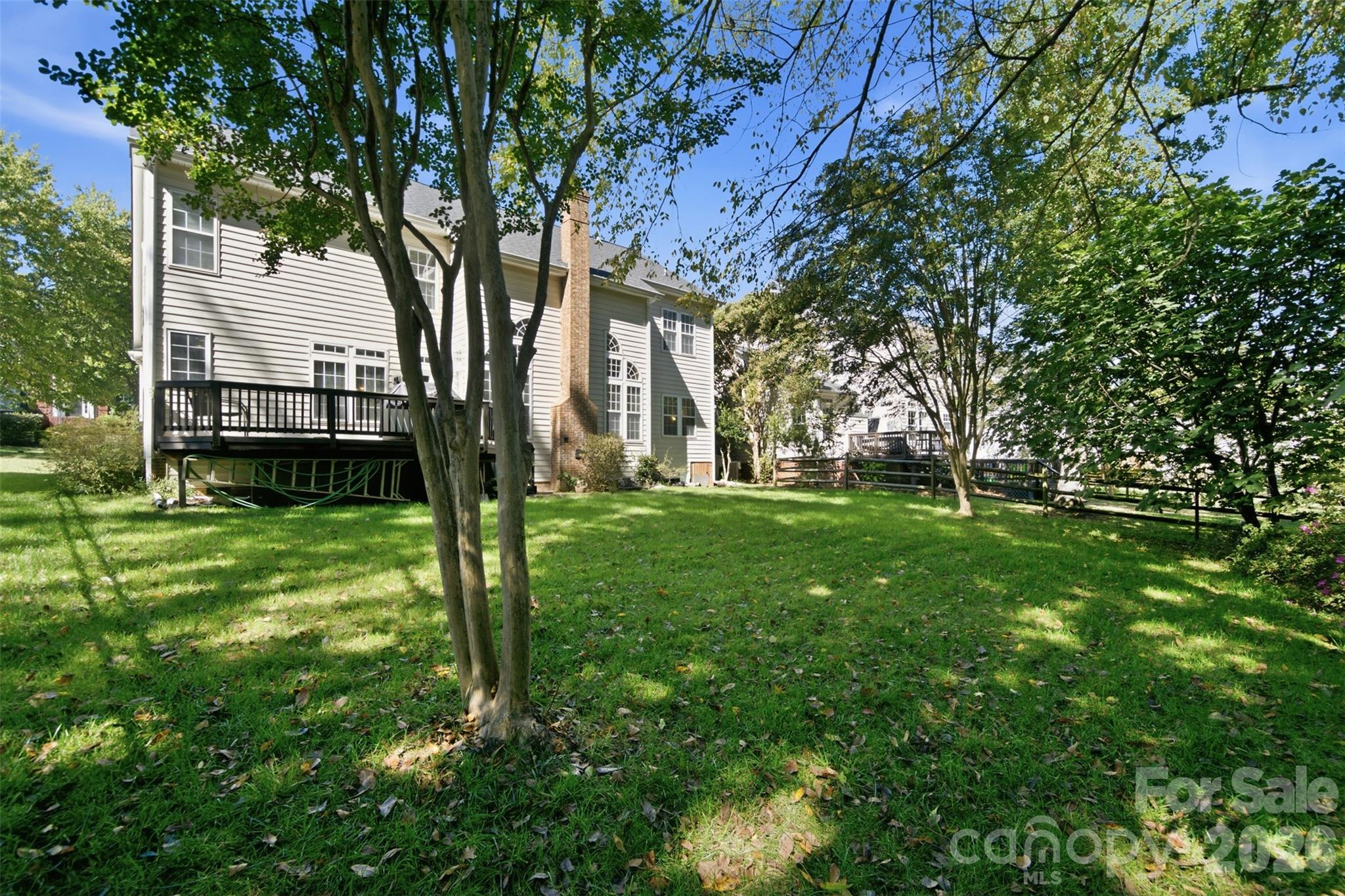 6211 Chavel Lane