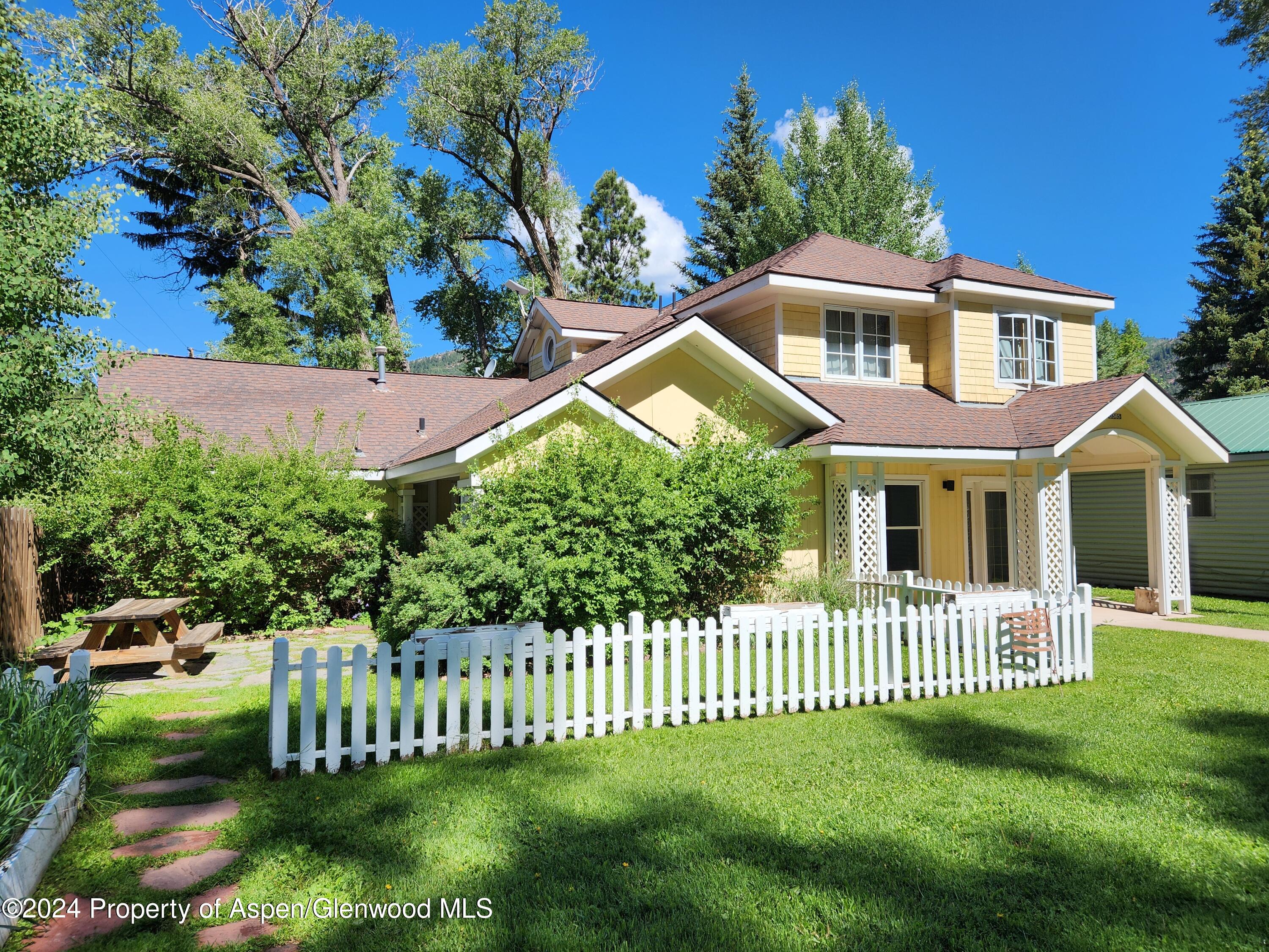 385 Redstone Boulevard