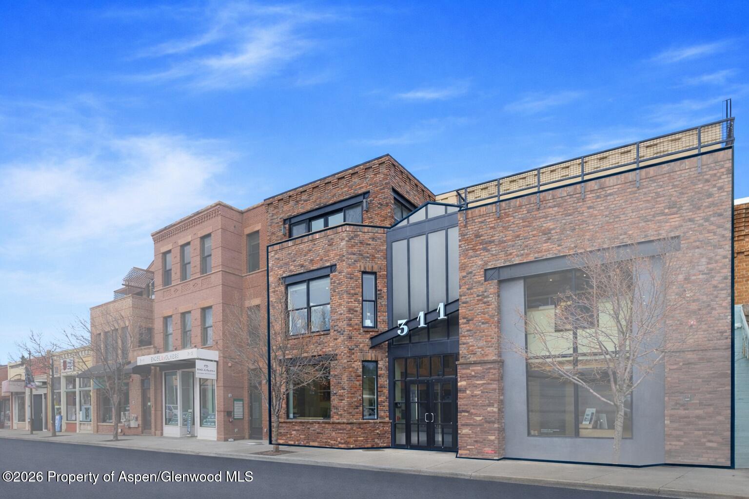 311 Main Street 101, 102, 201, 202, 203