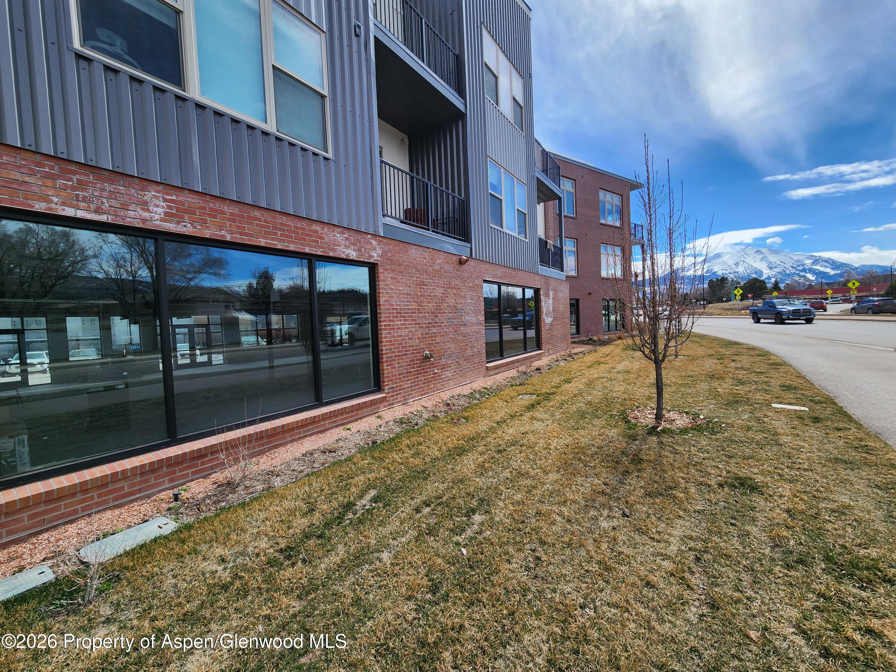 920 Colorado 133, South End Cap