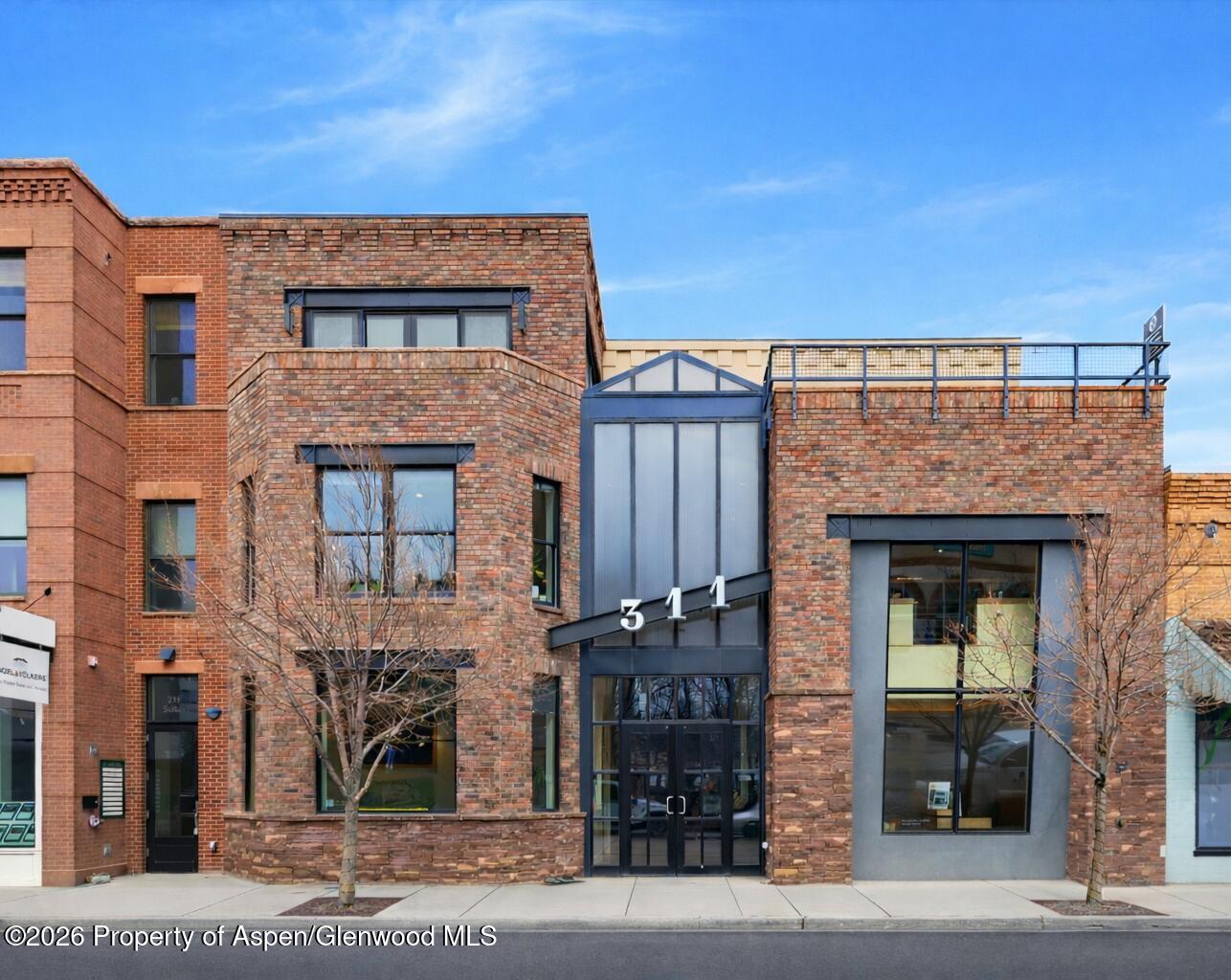 311 Main Street 101