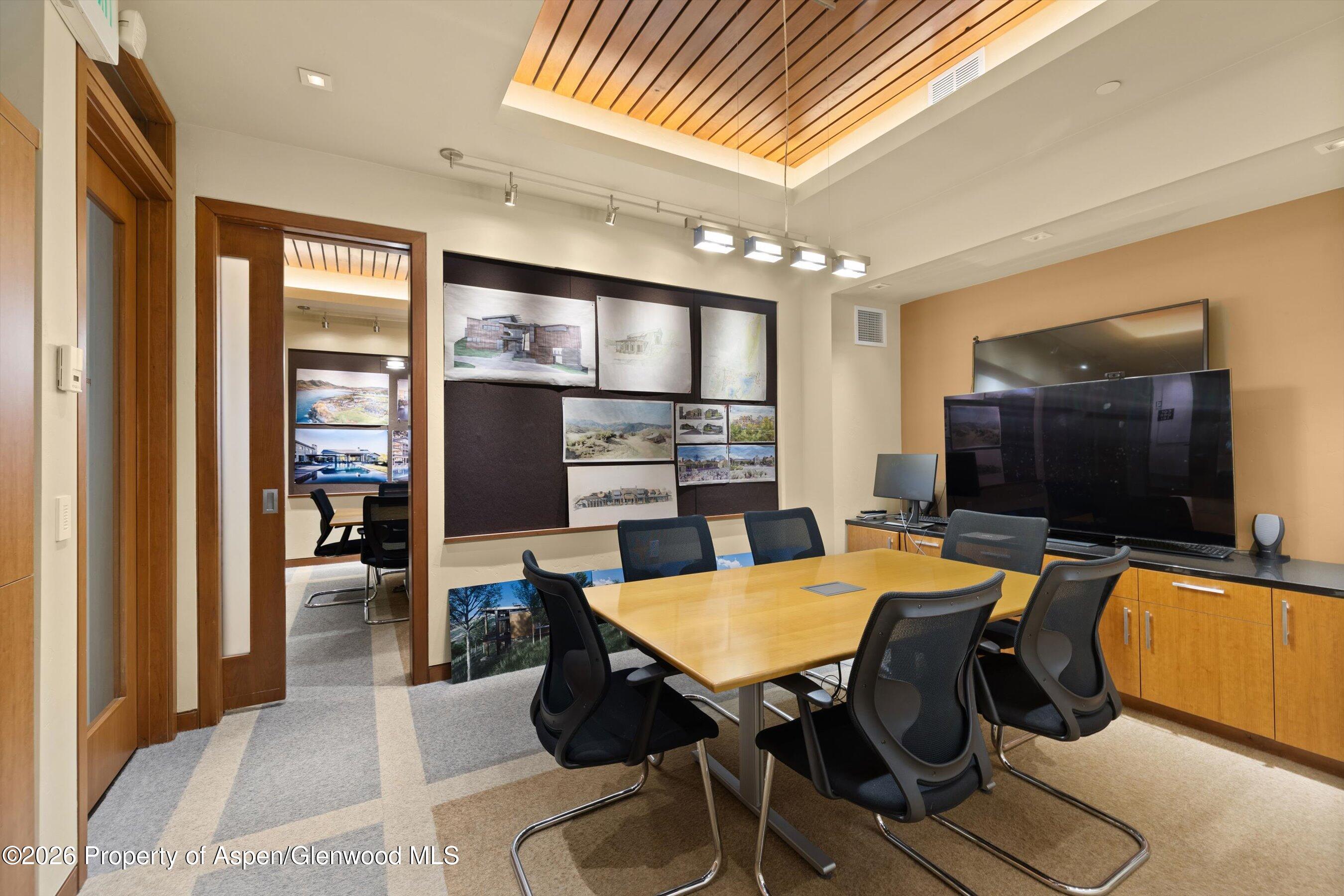 311 Main Street 101