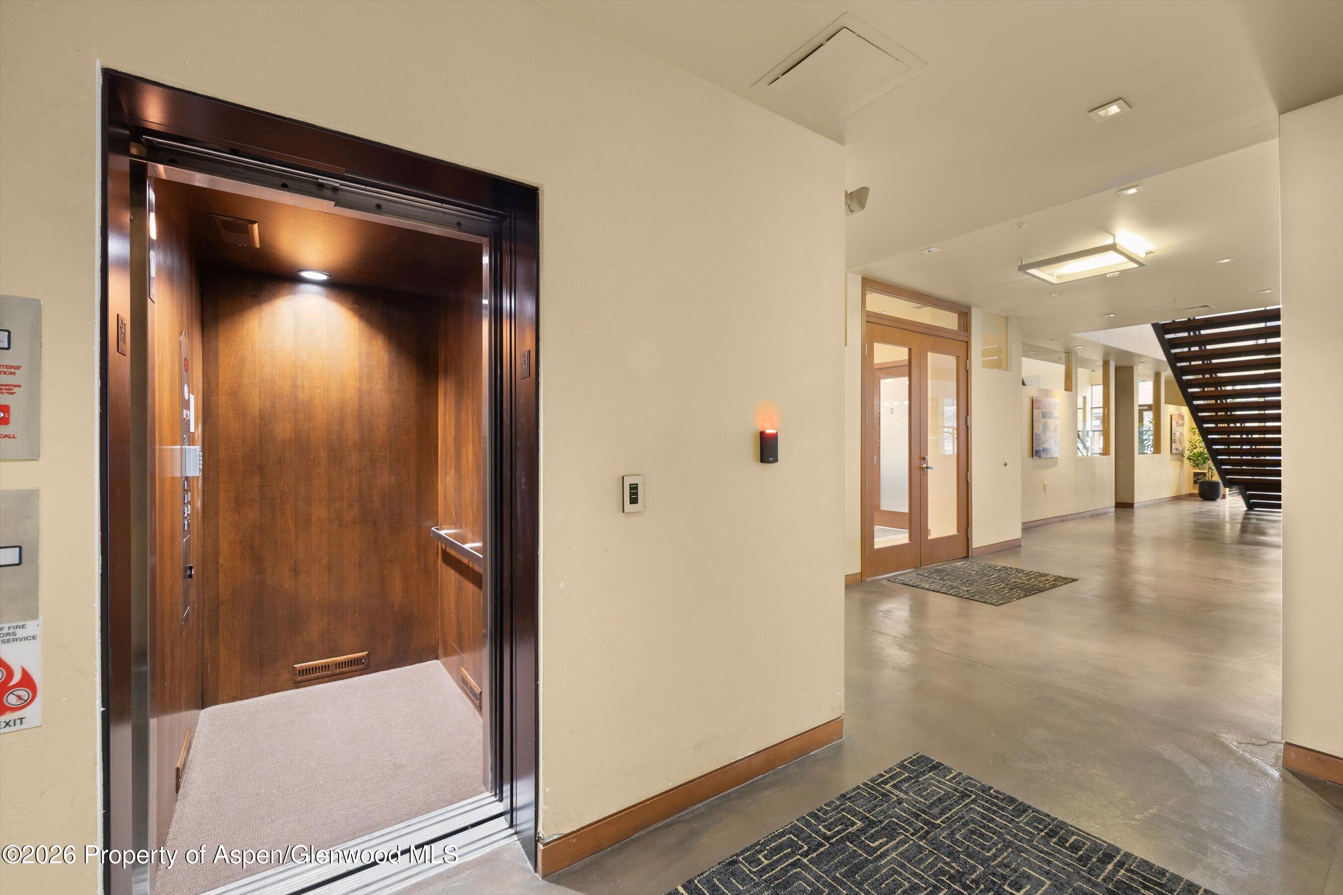 311 Main Street 201