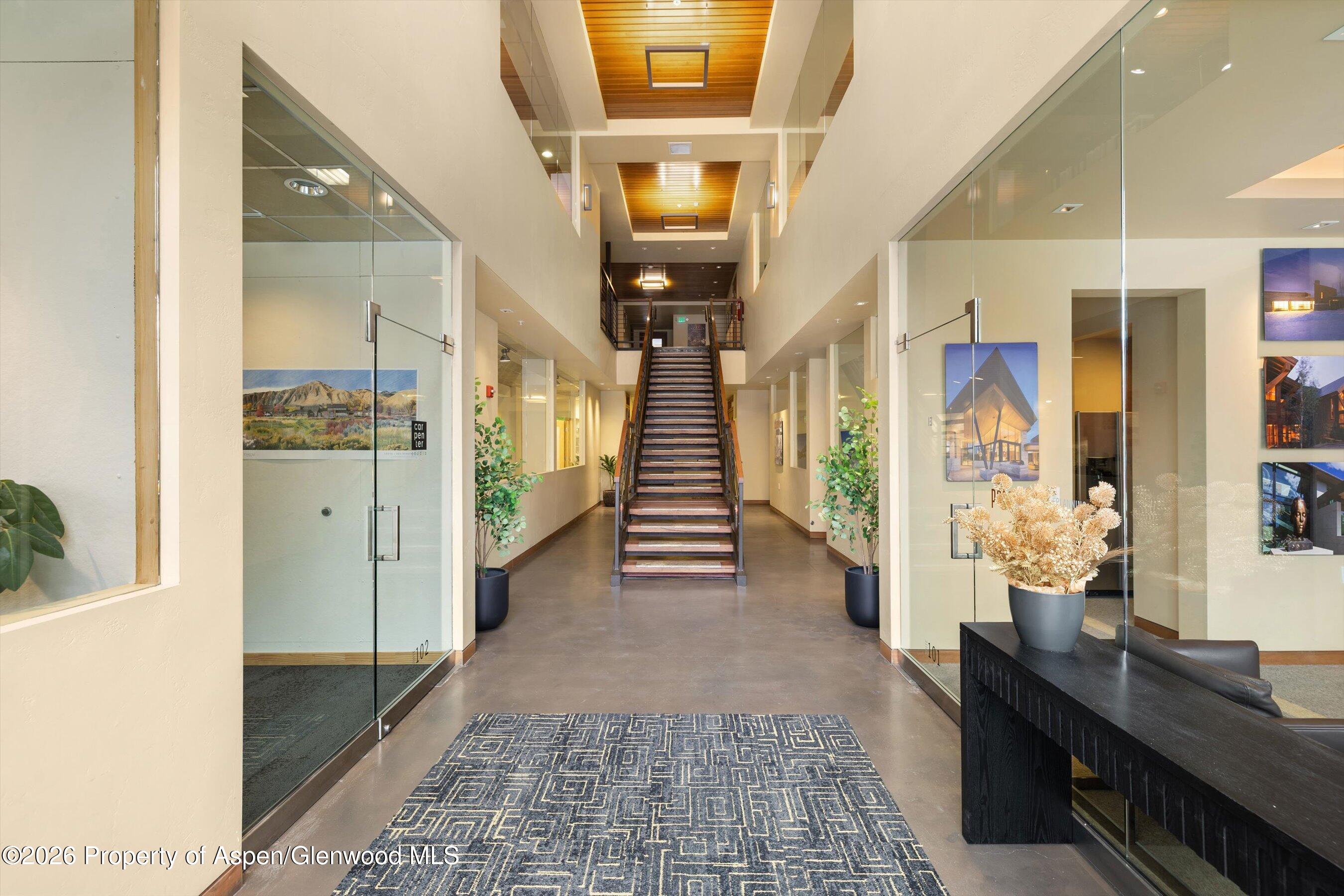 311 Main Street 201