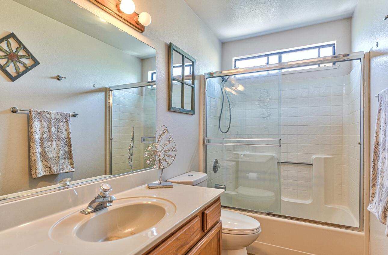 1131 Kimberly CT