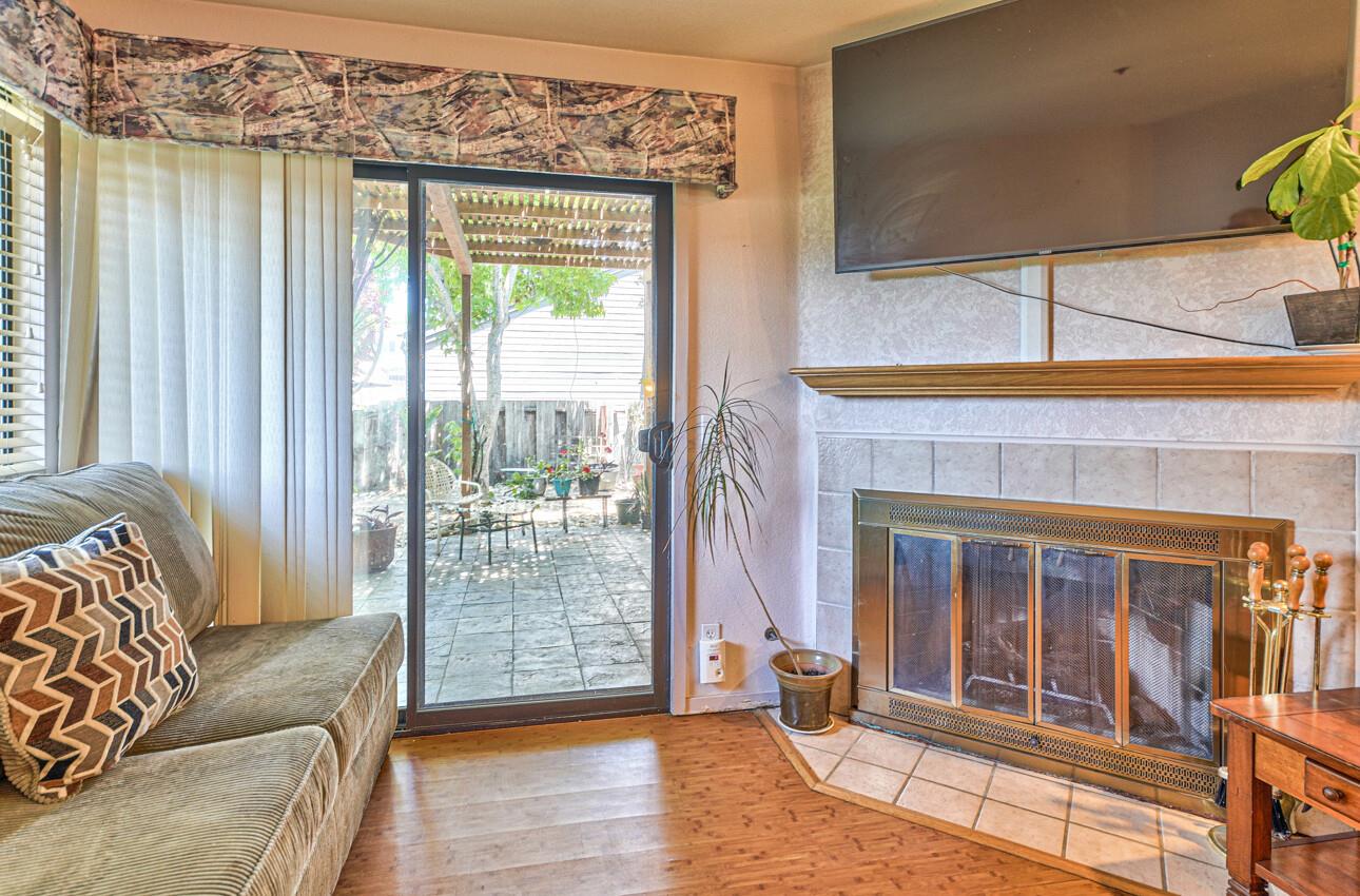 1131 Kimberly CT